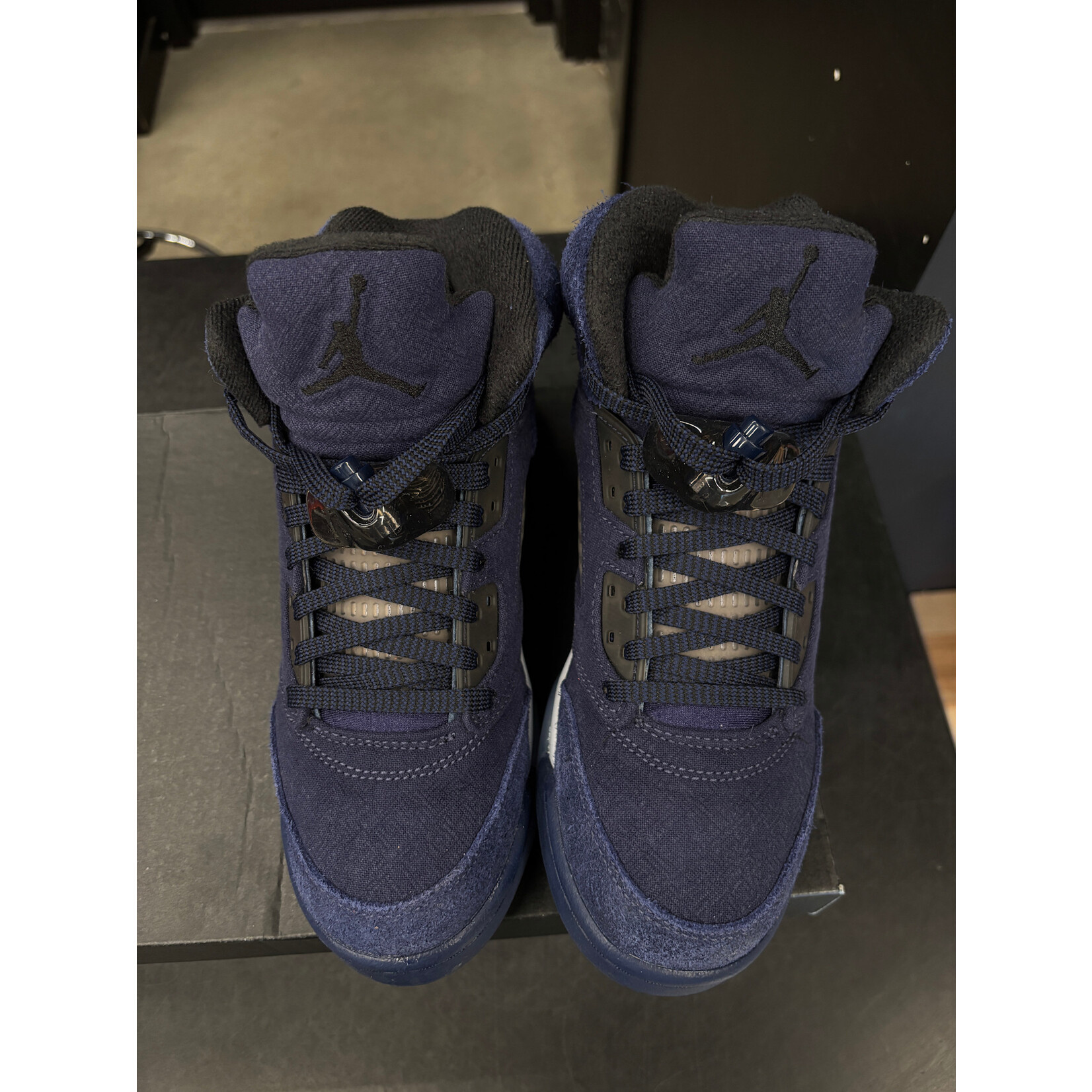 Jordan Jordan 5 Retro Georgetown (GS) Size 5, PREOWNED