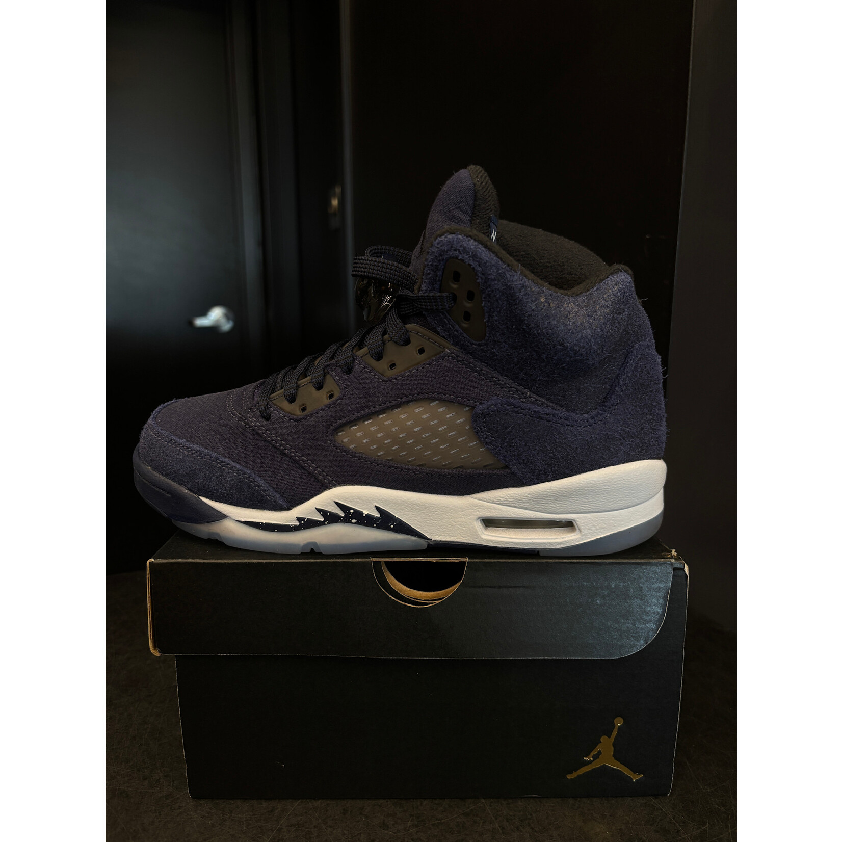 Jordan Jordan 5 Retro Georgetown (GS) Size 5, PREOWNED