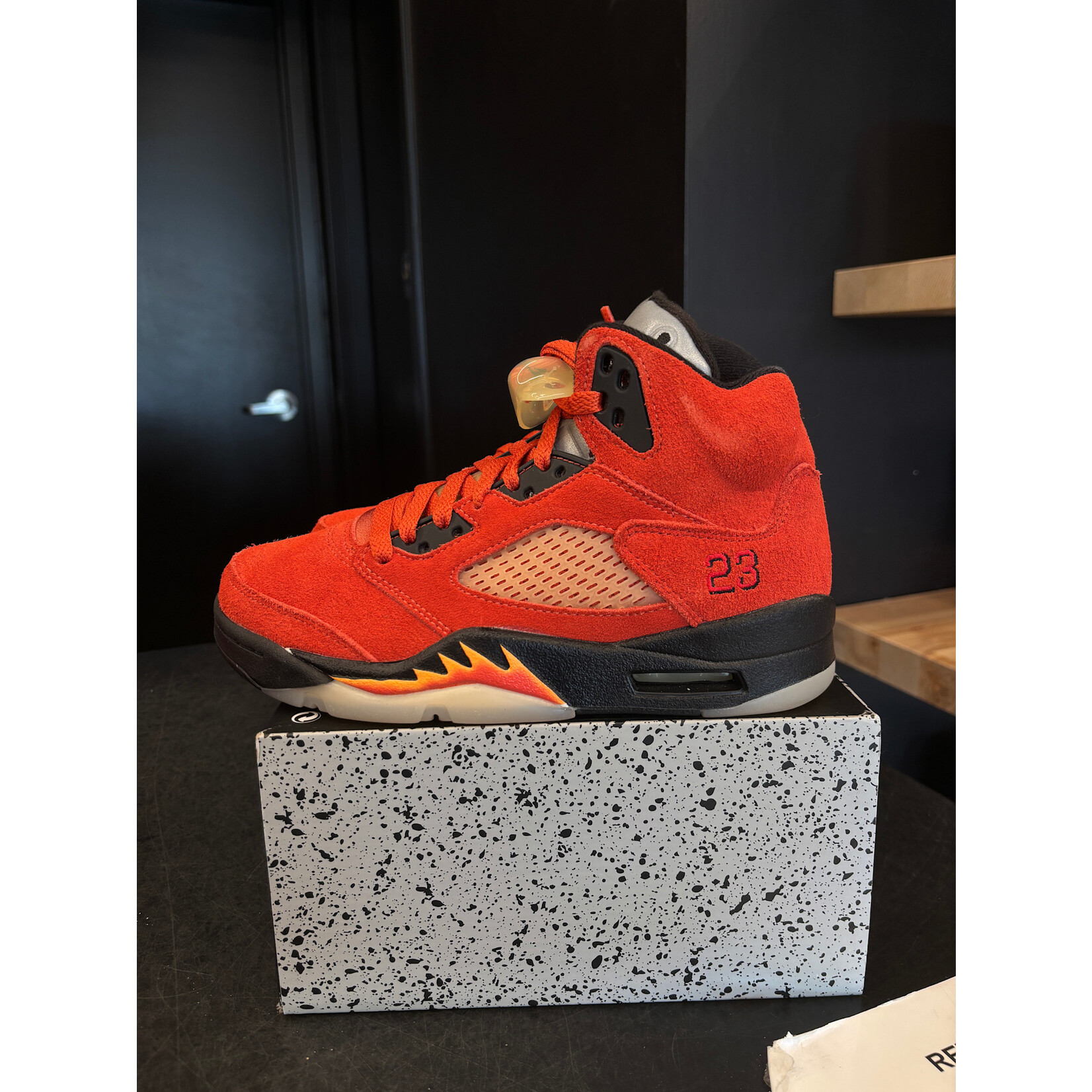 Jordan Jordan 5 Retro Dunk on Mars (Women's) Size 6W, PREOWNED
