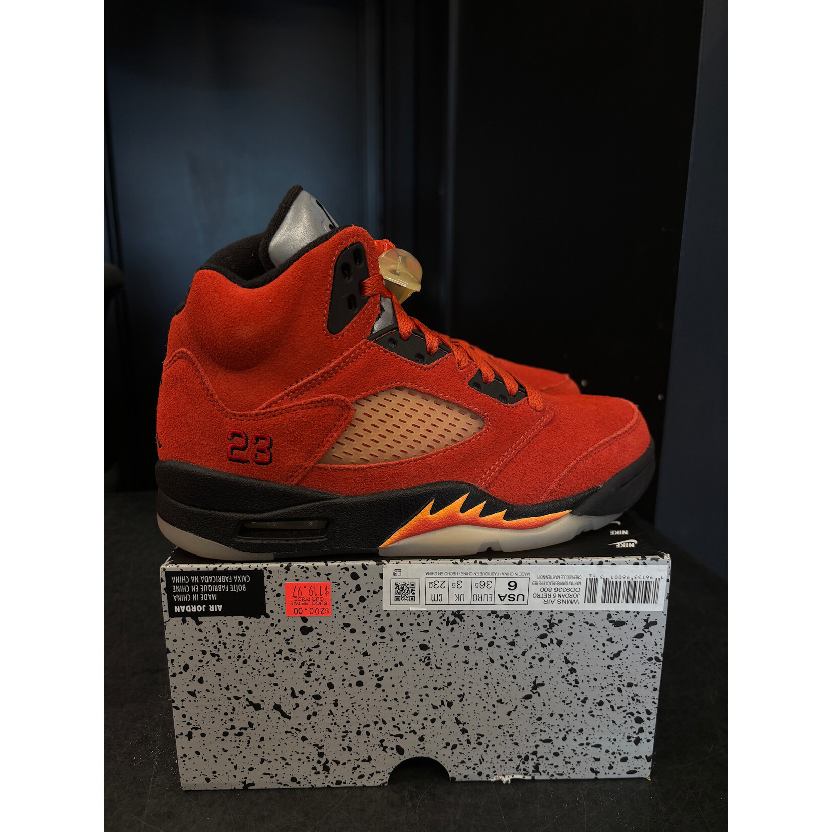 Jordan Jordan 5 Retro Dunk on Mars (Women's) Size 6W, PREOWNED