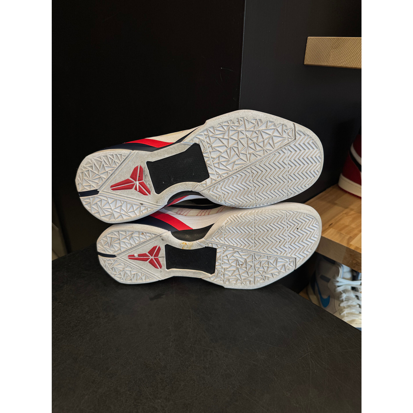 Nike Nike Kobe 7 USA Olympic Size 10.5, PREOWNED NO BOX