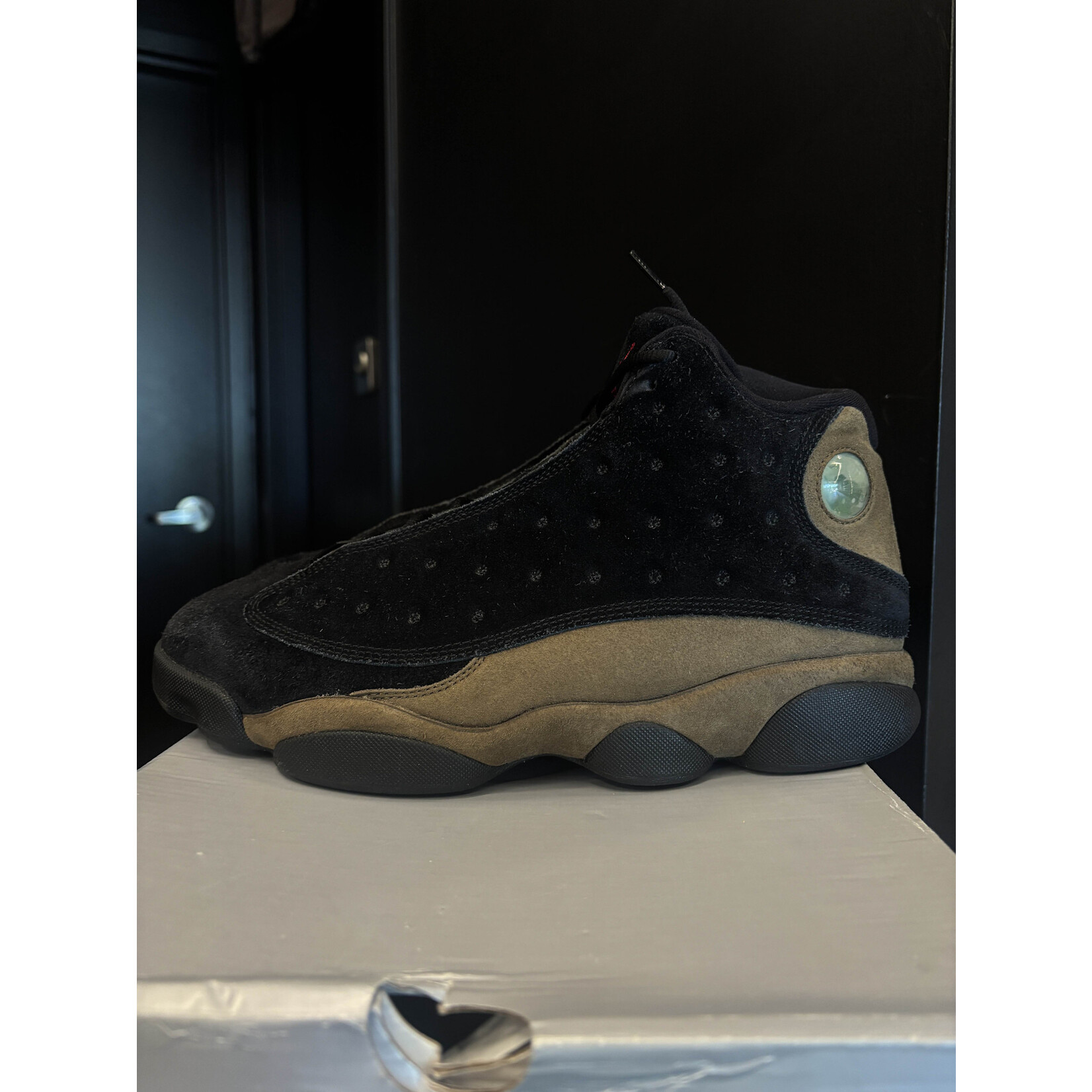Jordan Jordan 13 Retro Olive Size 10.5, PREOWNED