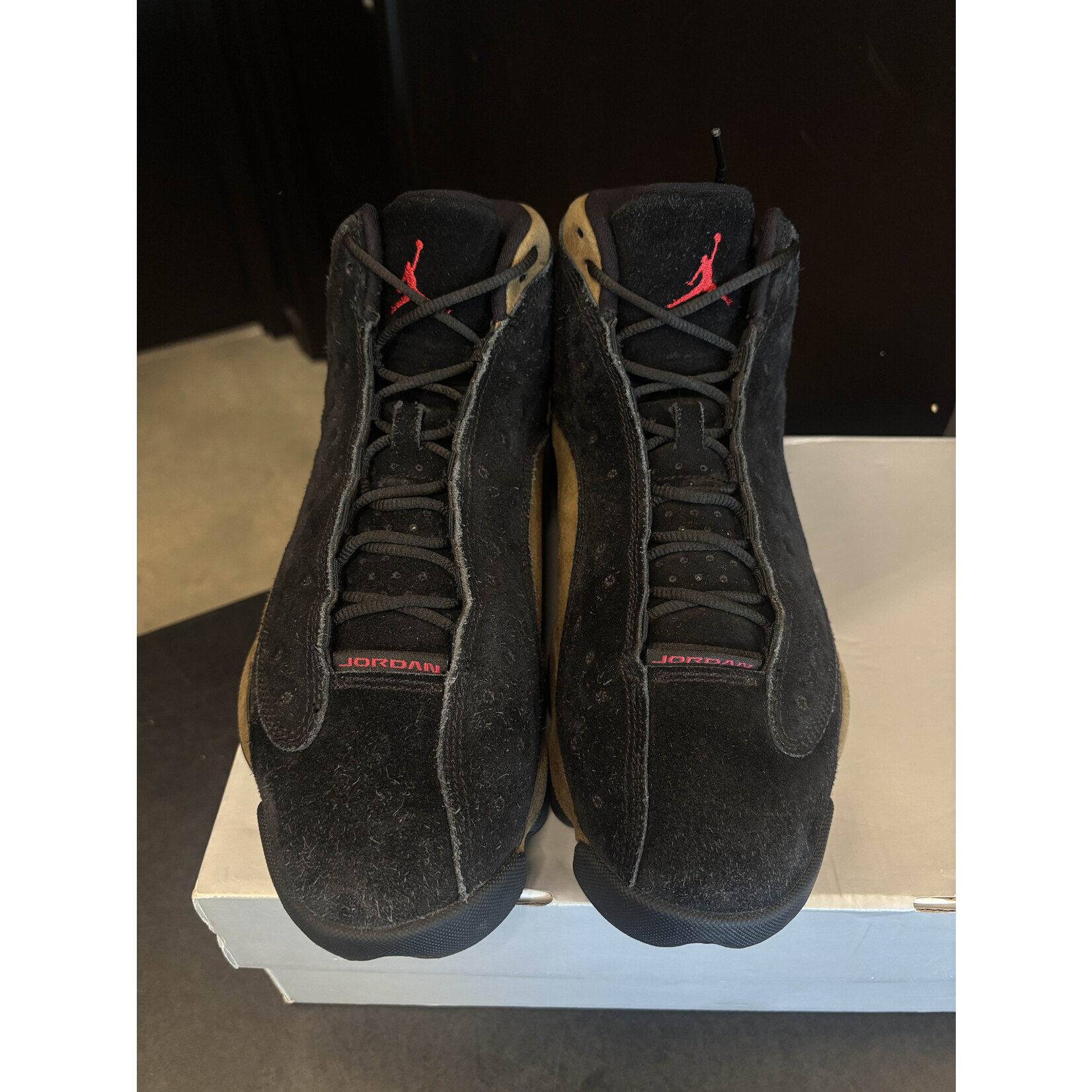 Jordan Jordan 13 Retro Olive Size 10.5, PREOWNED