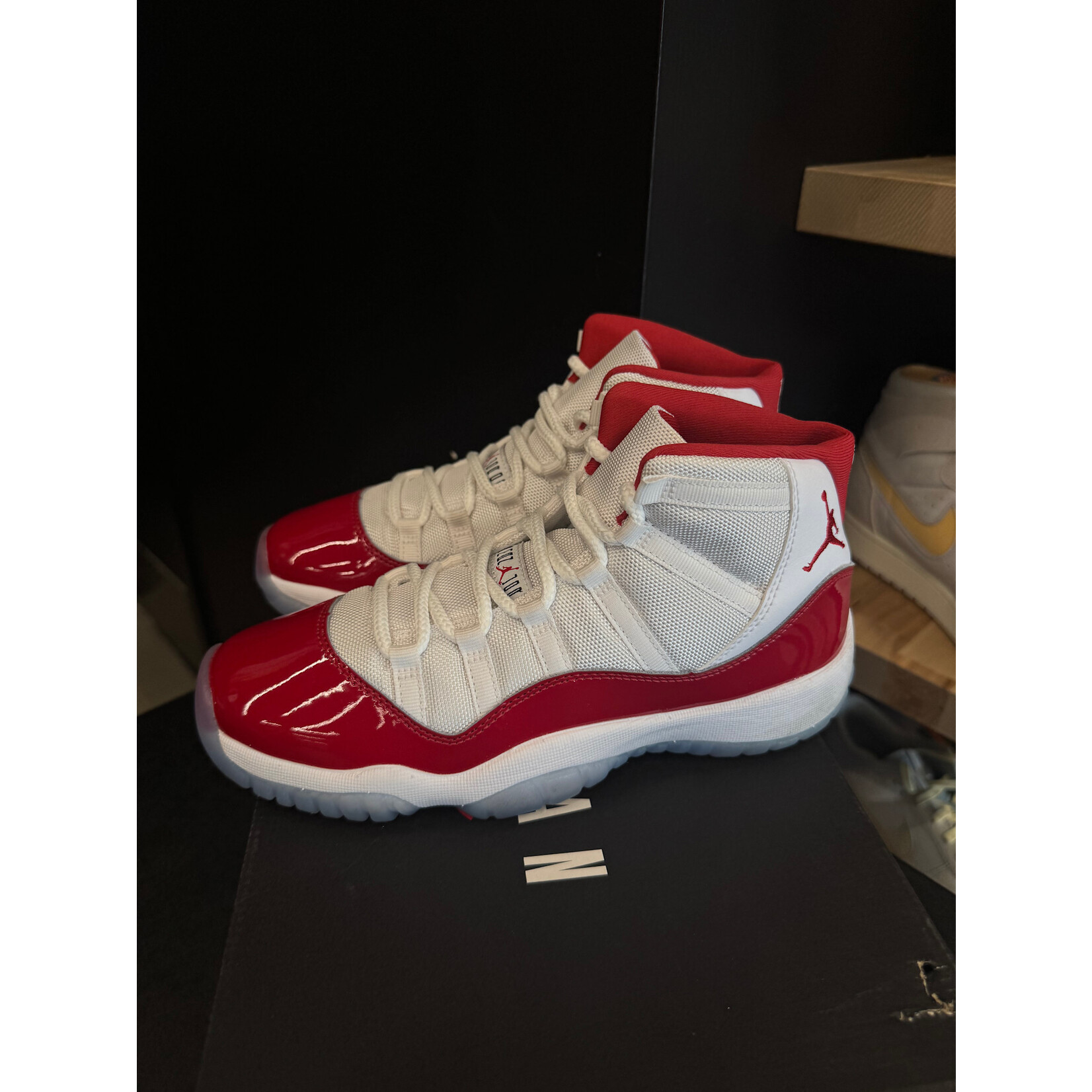 Jordan Jordan 11 Retro Cherry (2022) (GS) Size 6.5, PREOWNED
