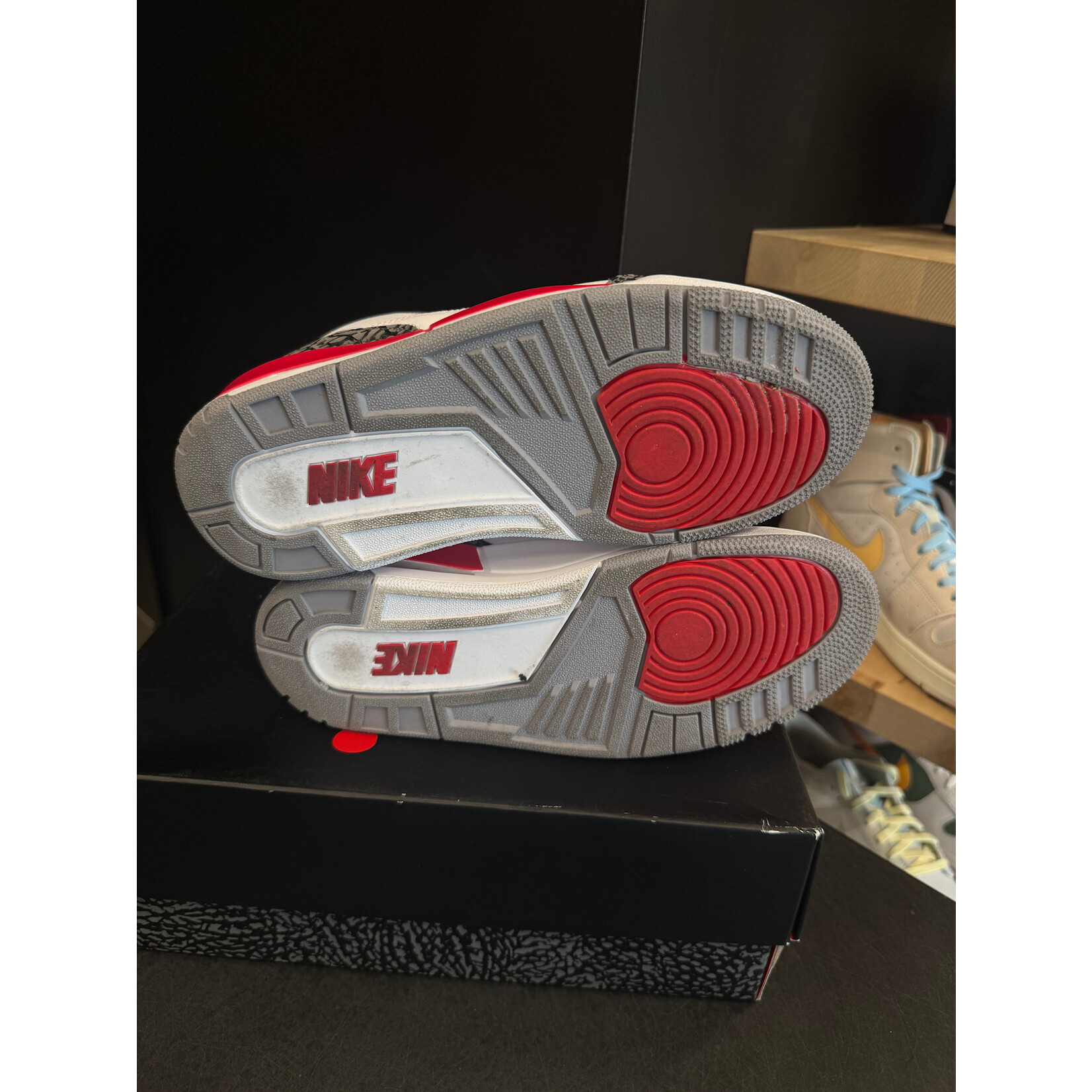 Jordan Jordan 3 Retro Fire Red (2022) Size 6.5, PREOWNED