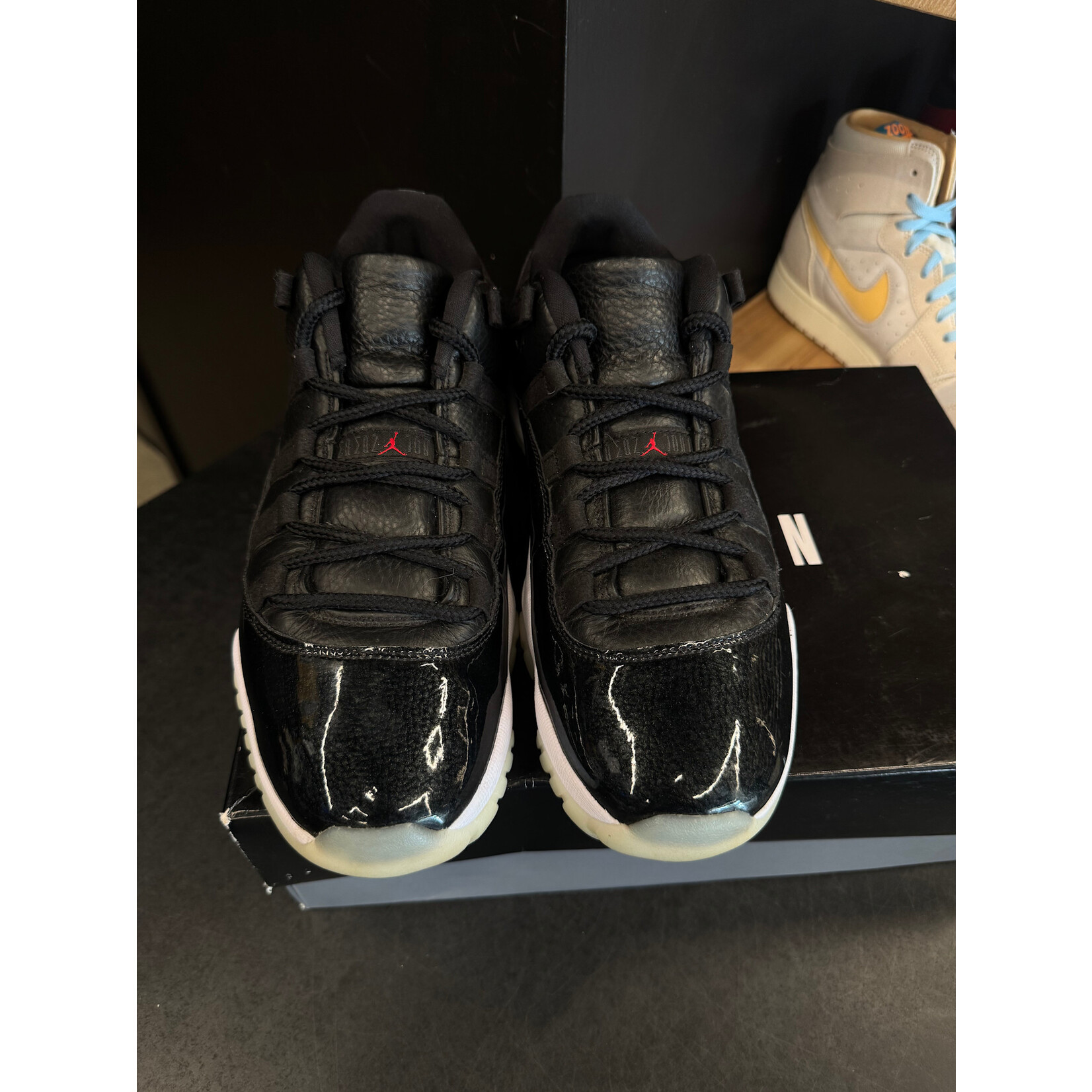 Jordan Jordan 11 Retro Low 72-10 Size 9.5, PREOWNED