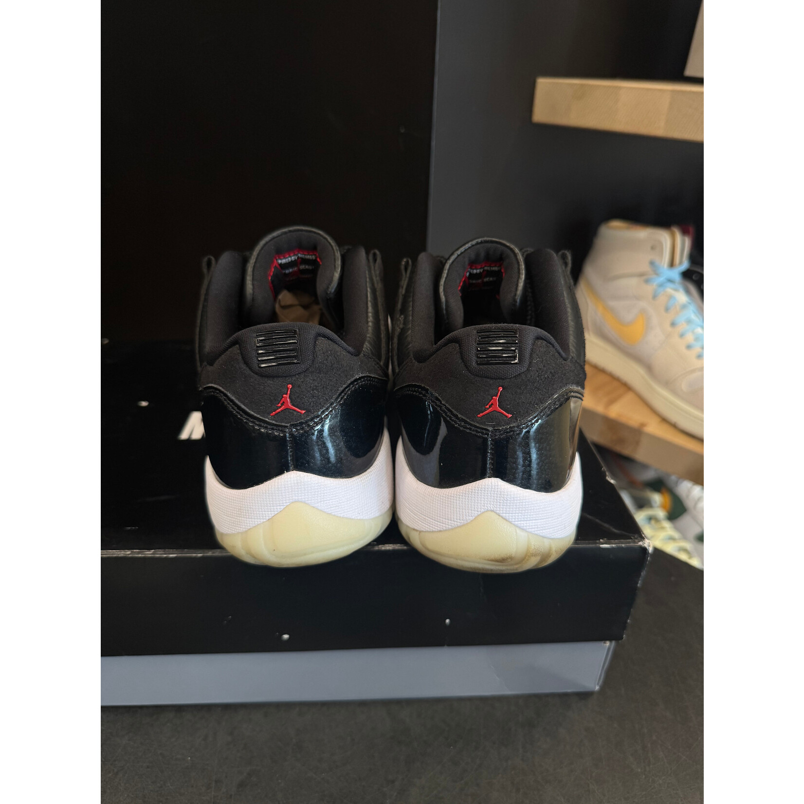 Jordan Jordan 11 Retro Low 72-10 Size 9.5, PREOWNED