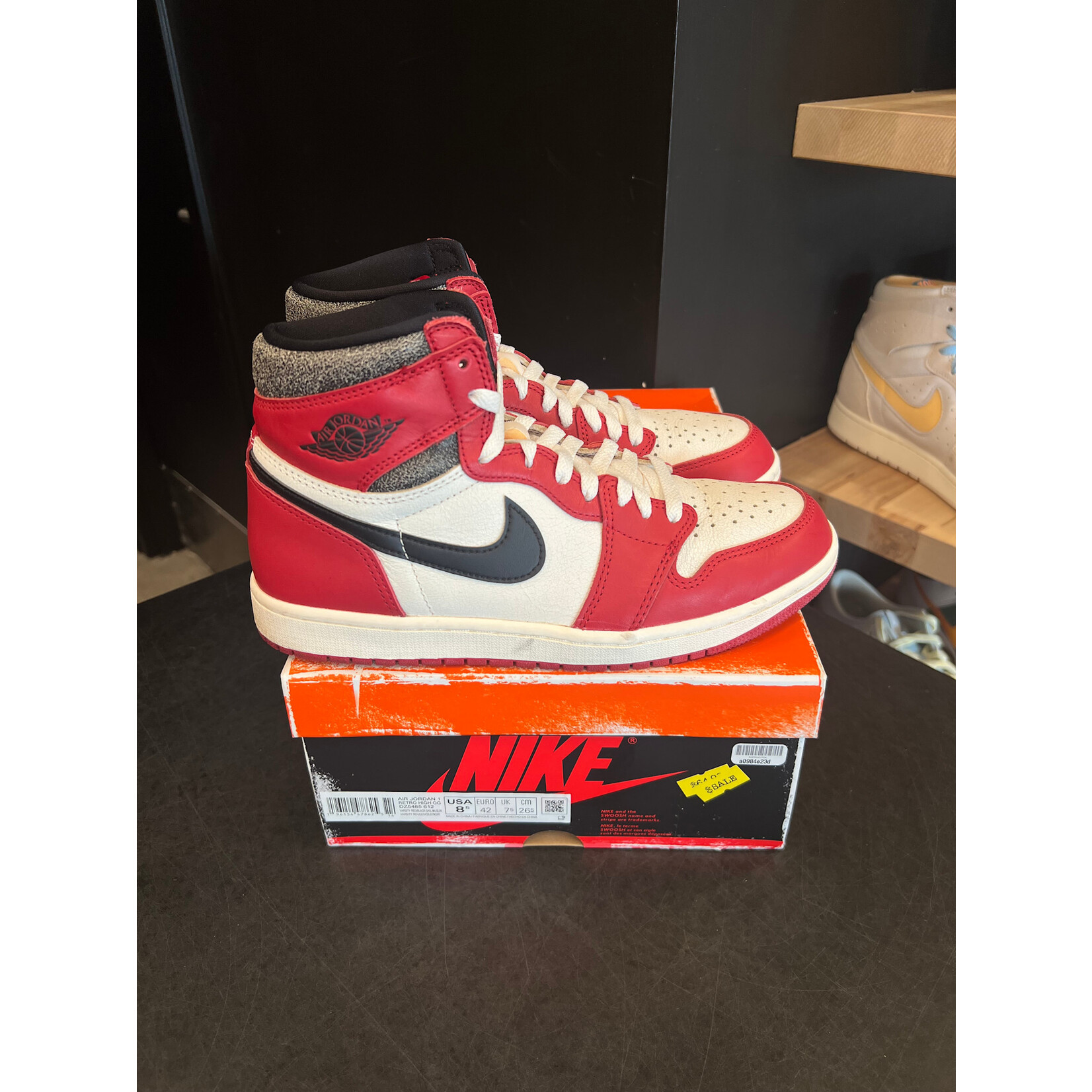 Jordan Jordan 1 Retro High OG Chicago Lost and Found Size 8.5, PREOWNED