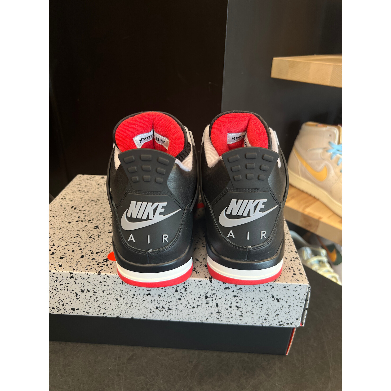 Jordan Jordan 4 Retro Bred Reimagined Size 9, PREOWNED