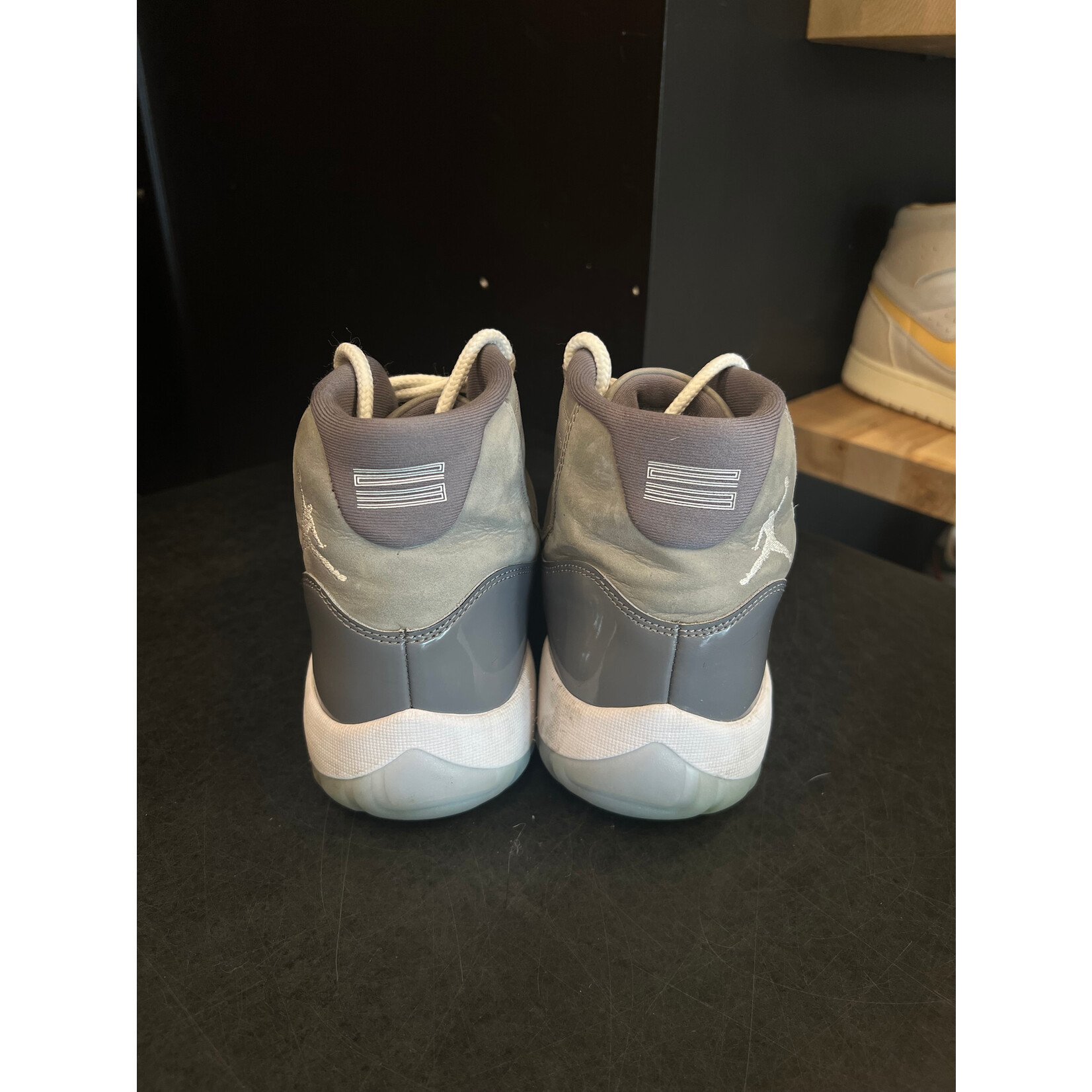 Jordan Jordan 11 Retro Cool Grey (2021) Size 9.5, PREOWNED