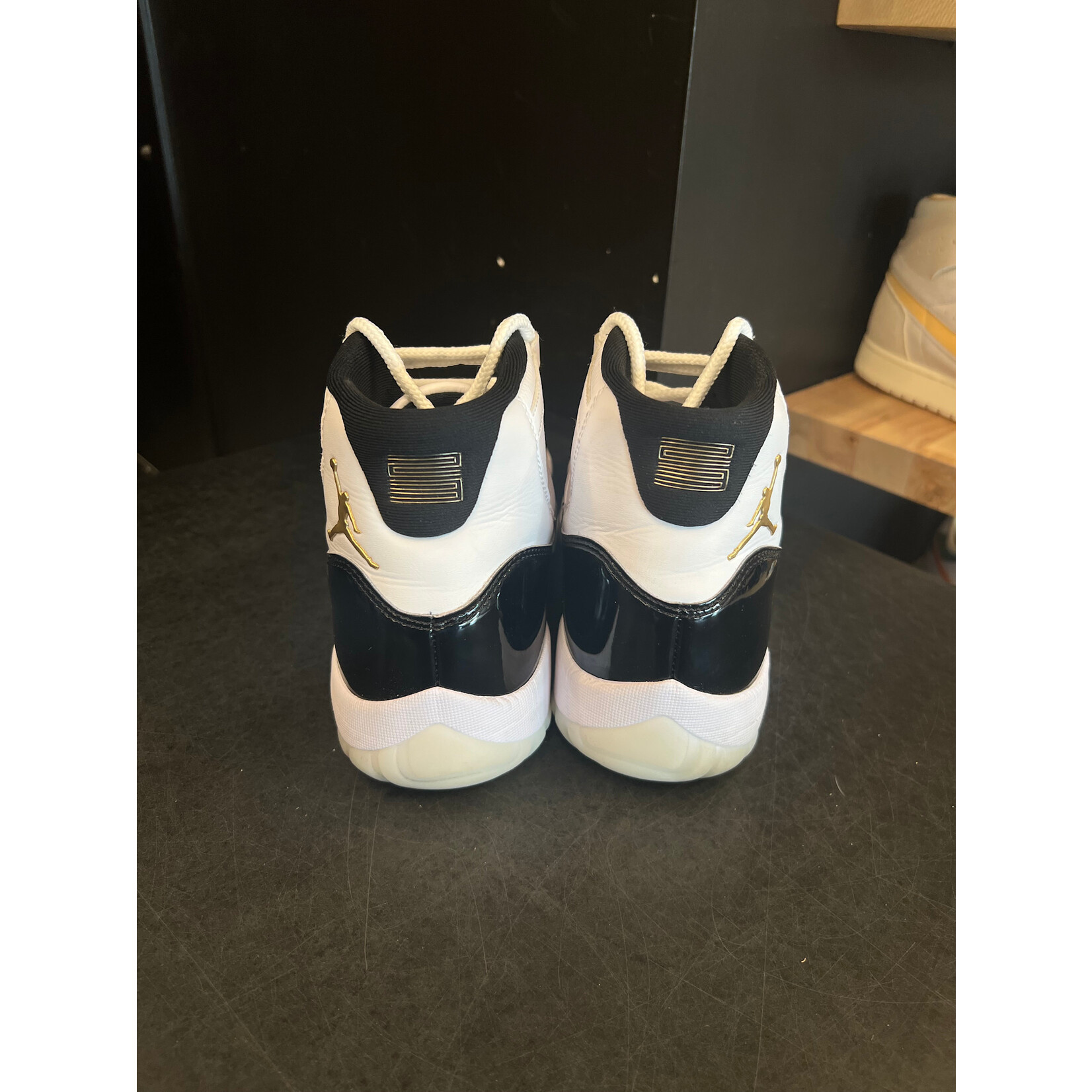 Jordan Jordan 11 Retro DMP Gratitude (2023) Size 10, PREOWNED