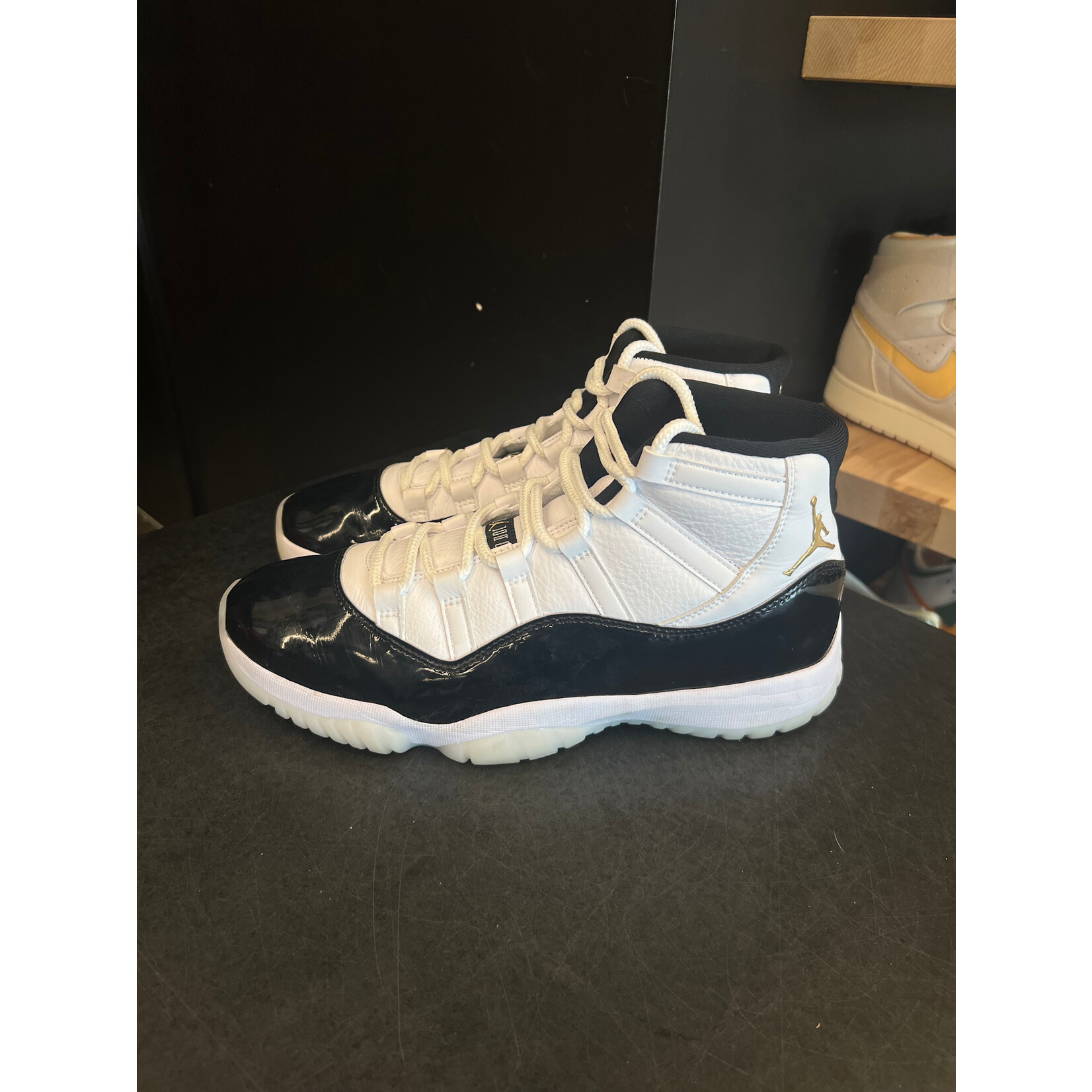 Jordan Jordan 11 Retro DMP Gratitude (2023) Size 10, PREOWNED