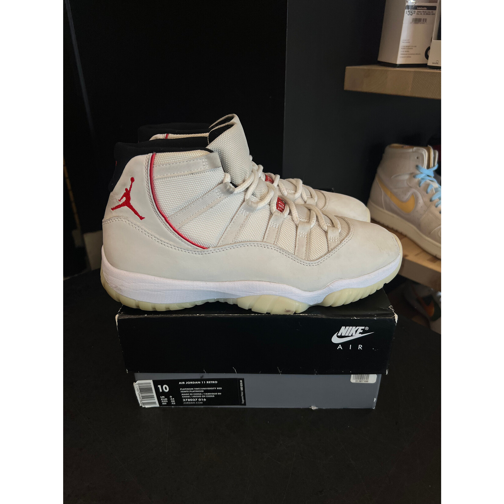 Jordan Jordan 11 Retro Platinum Tint Size 10, PREOWNED
