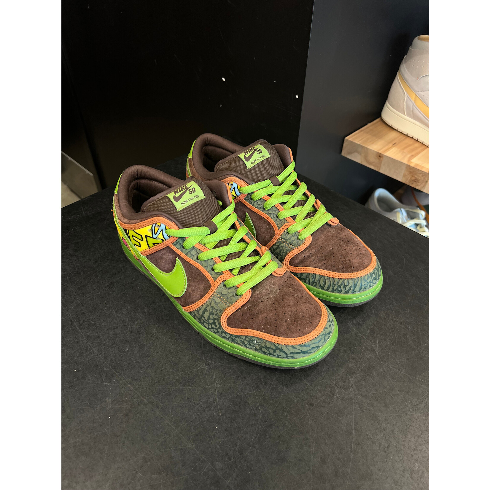 Nike Nike SB Dunk Low De La Soul (2015) Size 12, PREOWNED