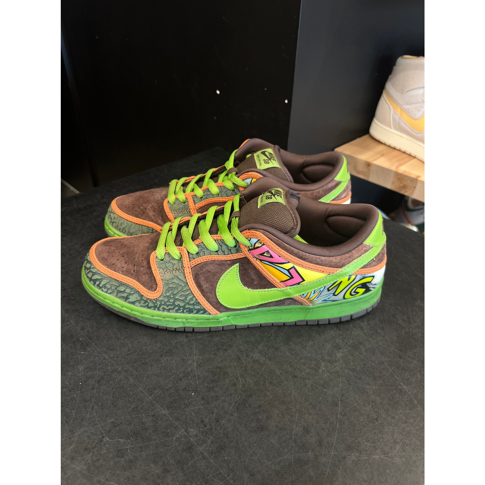 Nike Nike SB Dunk Low De La Soul (2015) Size 12, PREOWNED