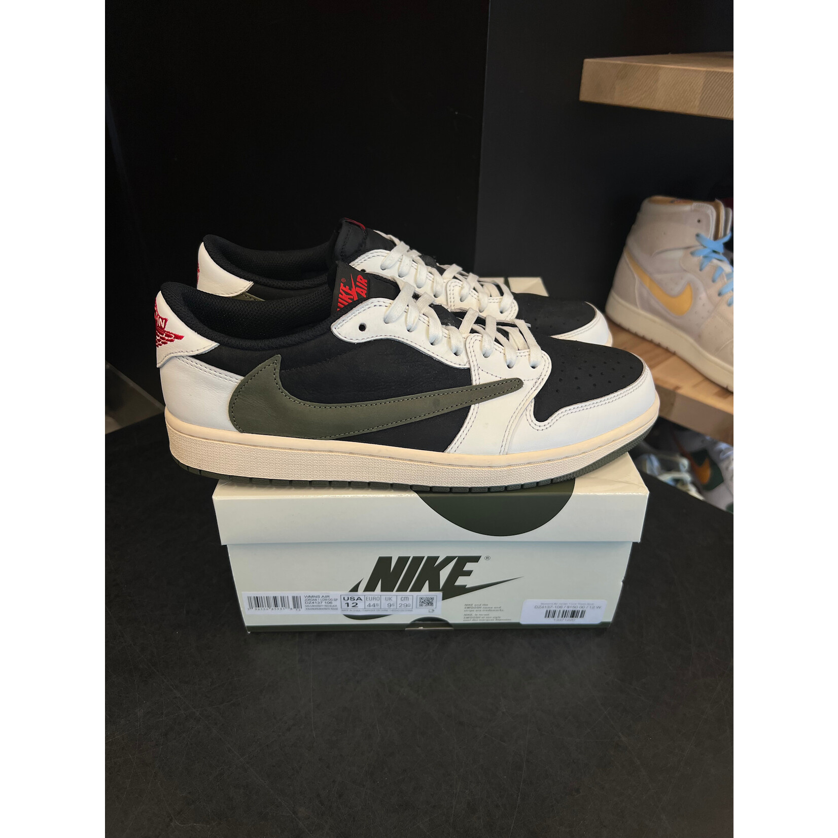 Jordan Jordan 1 Retro Low OG SP Travis Scott Olive (Women's) Size 12W, PREOWNED