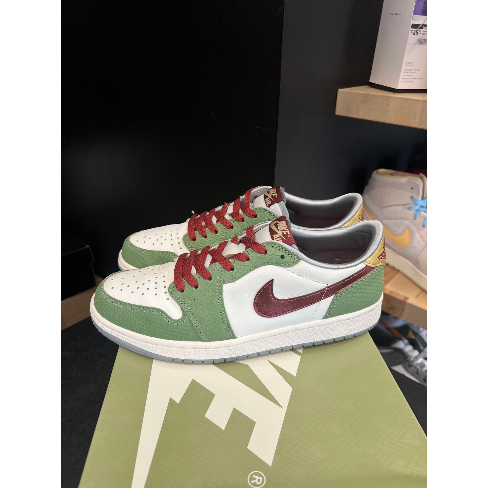 Jordan Jordan 1 Retro Low OG Year of the Dragon (2024) Size 9.5, PREOWNED