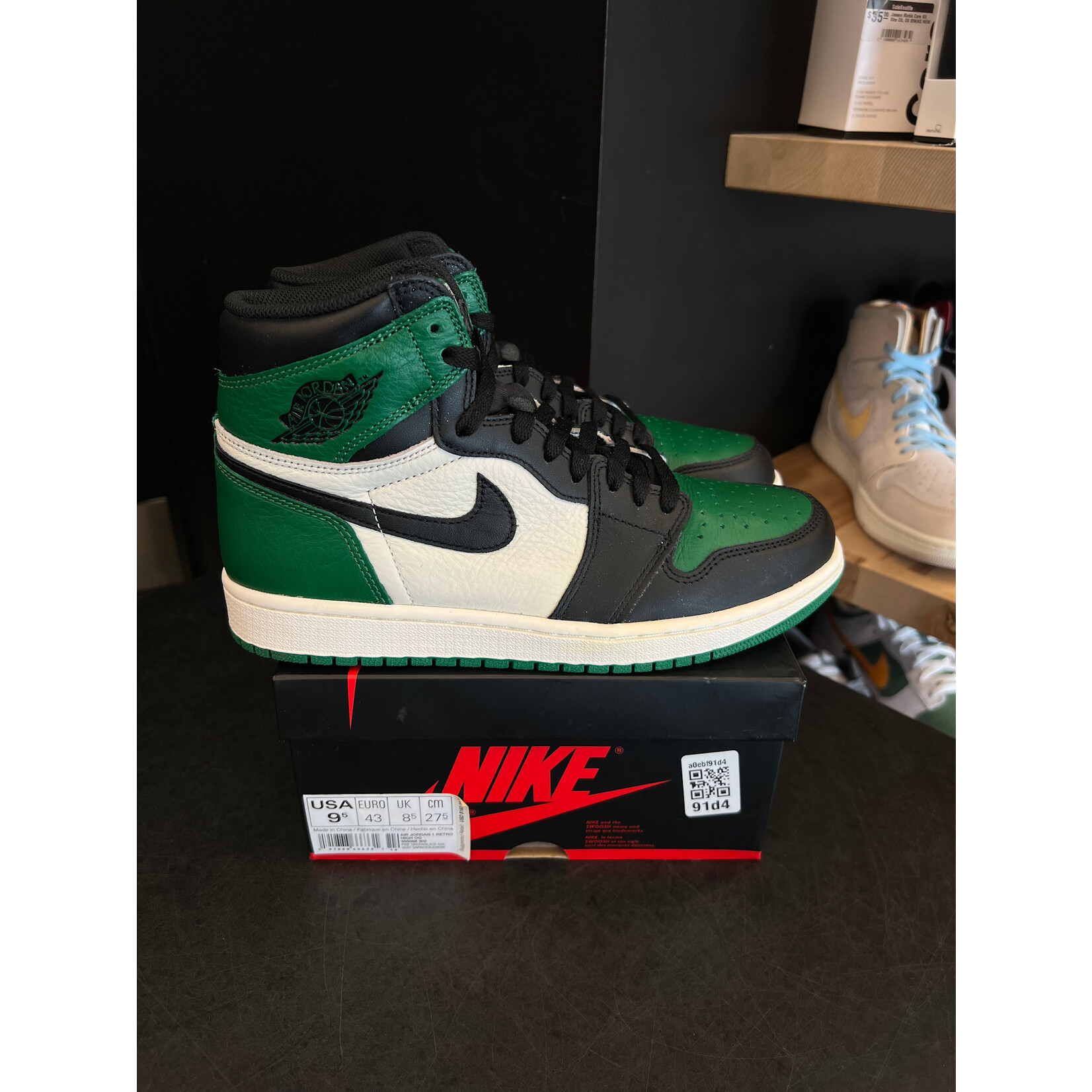 Jordan Jordan 1 Retro High Pine Green Size 9.5, PREOWNED
