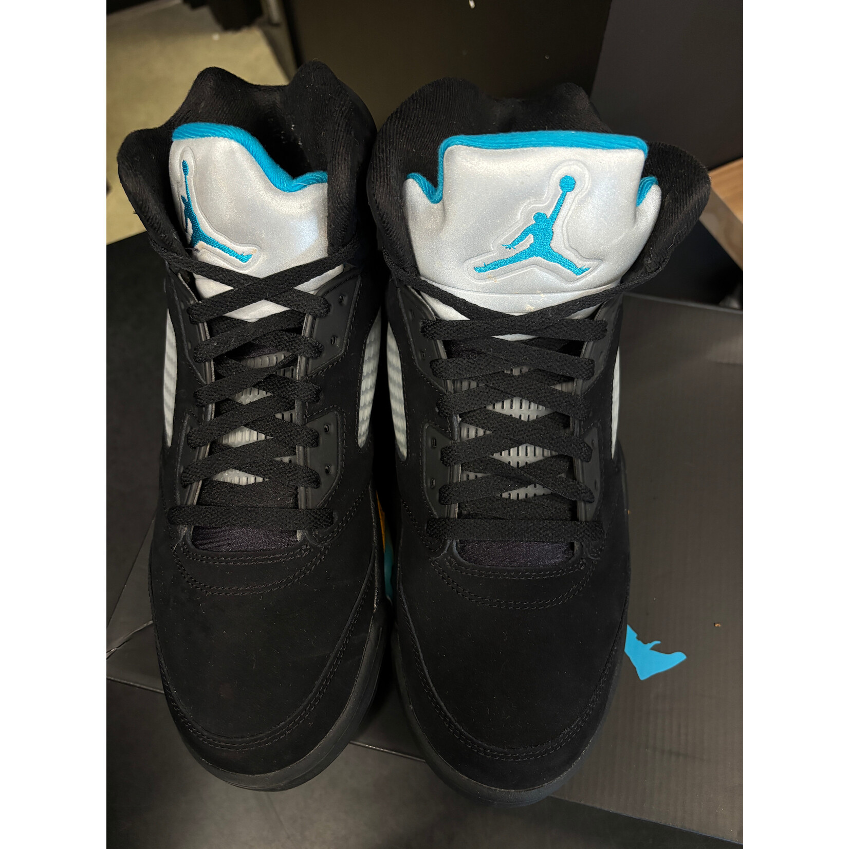 Jordan Jordan 5 Retro Aqua Size 11, PREOWNED