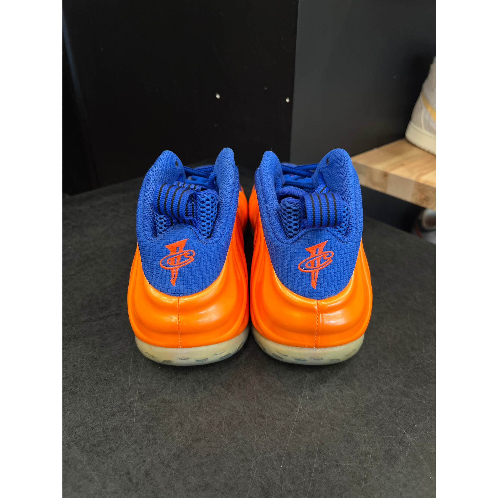 Nike Nike Air Foamposite One Knicks Size 10.5, PREOWNED