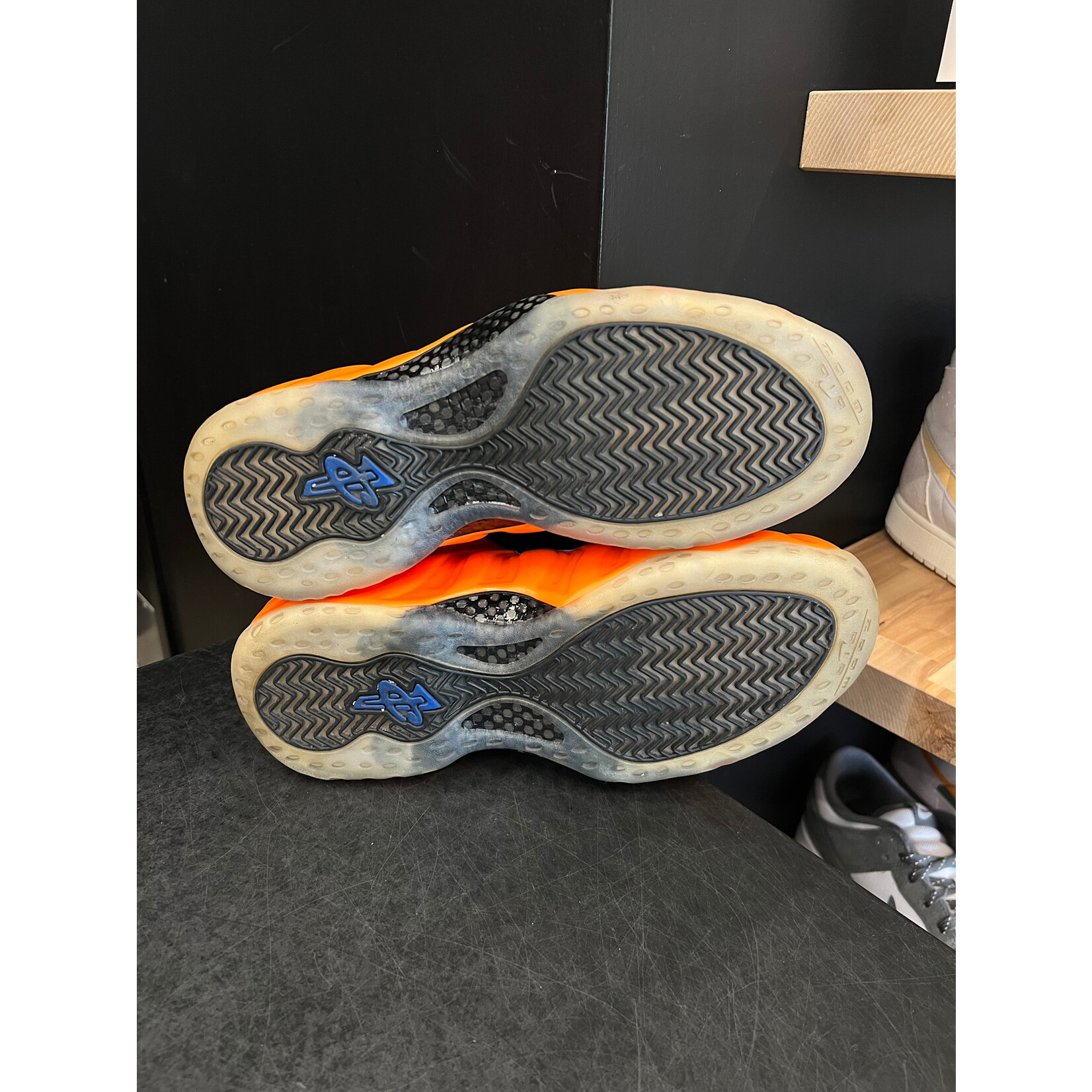Nike Nike Air Foamposite One Knicks Size 10.5, PREOWNED