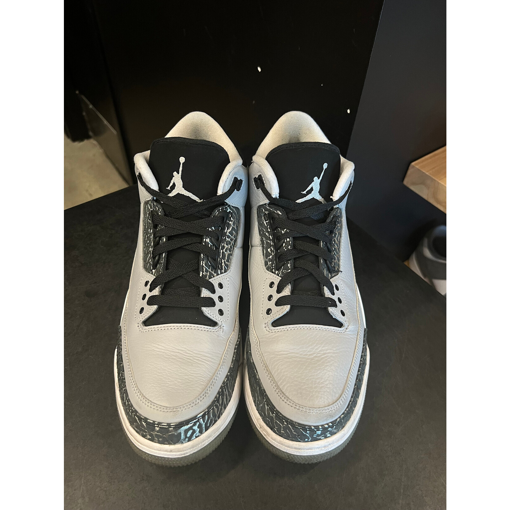 Jordan Jordan 3 Retro Wolf Grey Size 11.5, PREOWNED