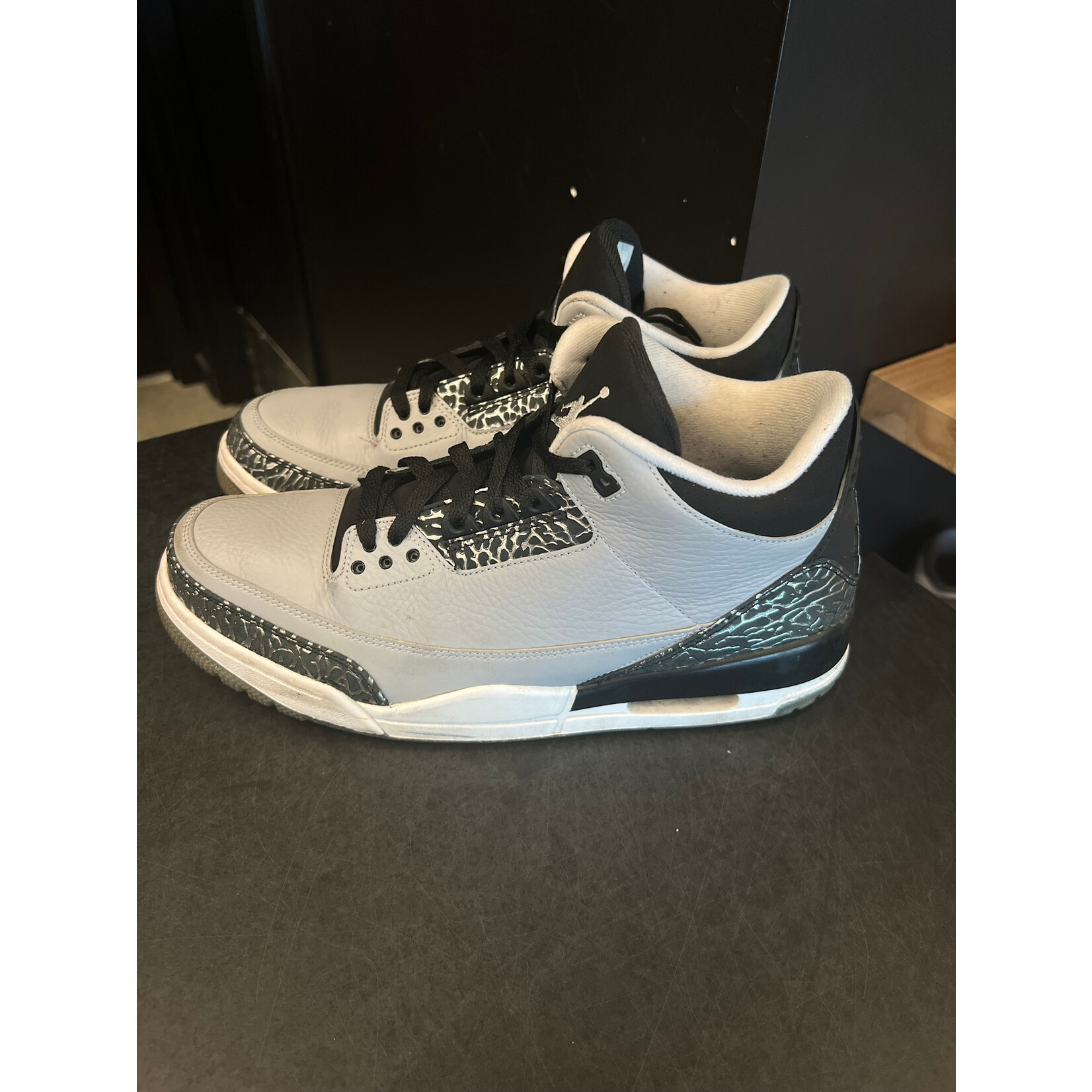 Jordan Jordan 3 Retro Wolf Grey Size 11.5, PREOWNED
