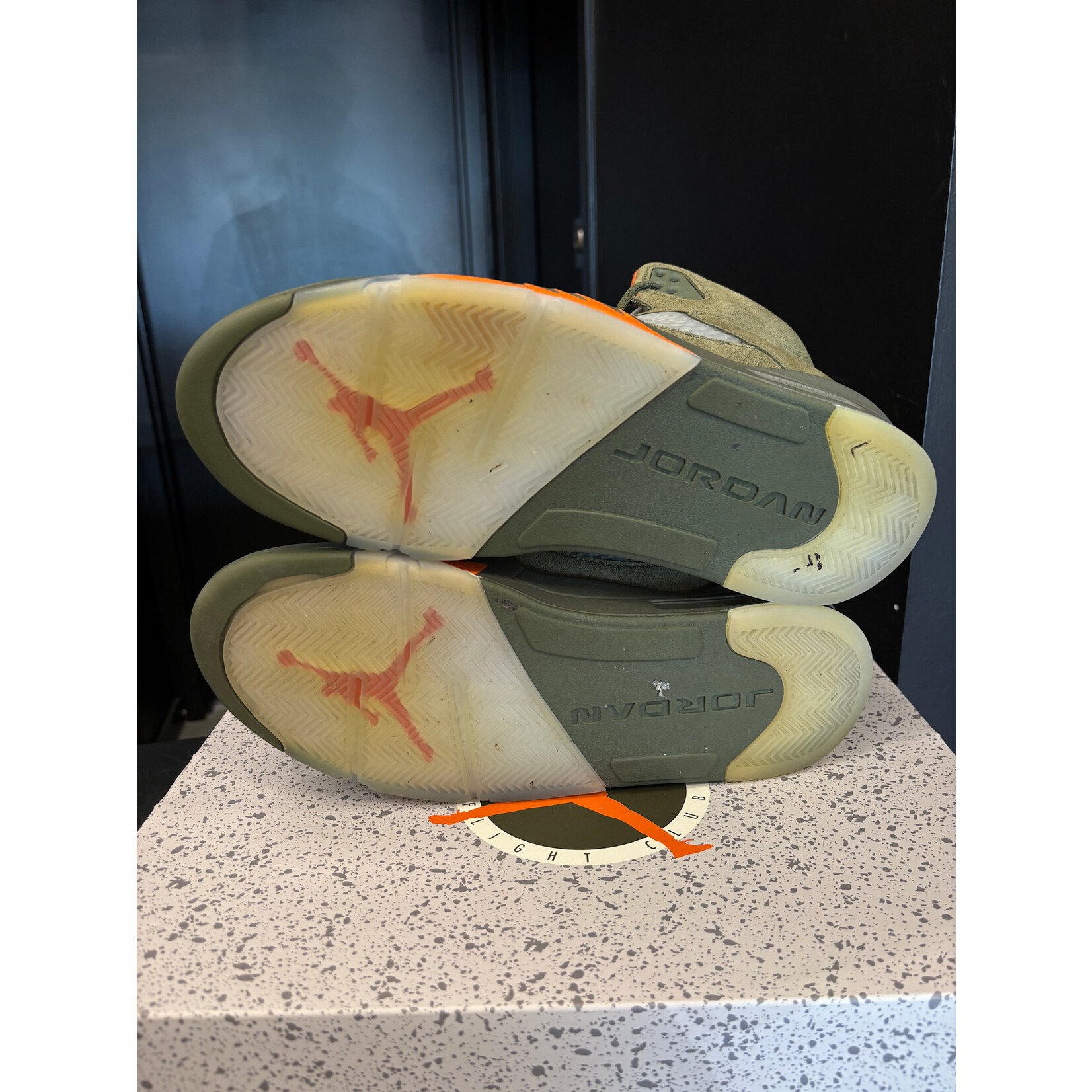 Jordan Jordan 5 Retro Olive (2024) Size 10.5, PREOWNED