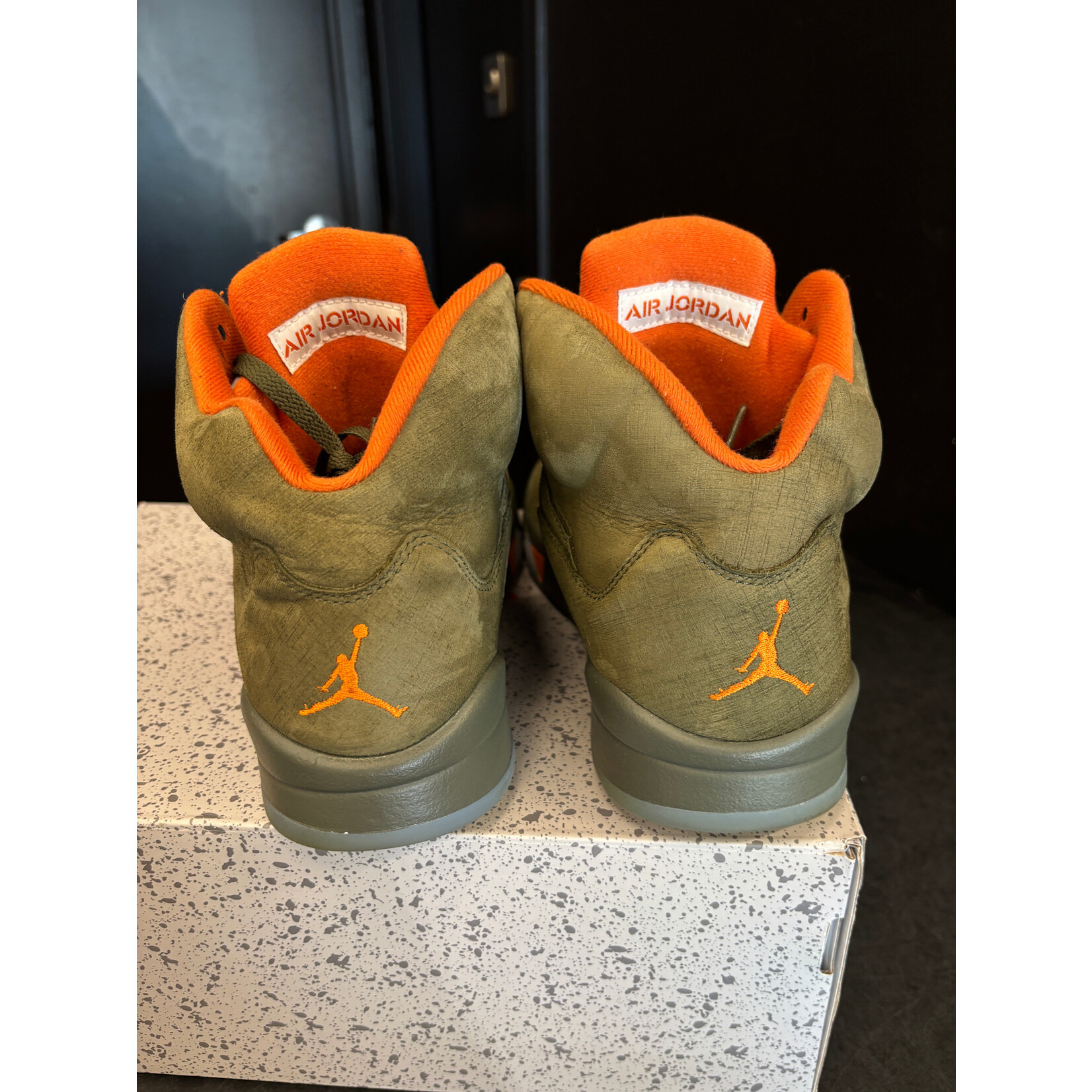 Jordan Jordan 5 Retro Olive (2024) Size 10.5, PREOWNED