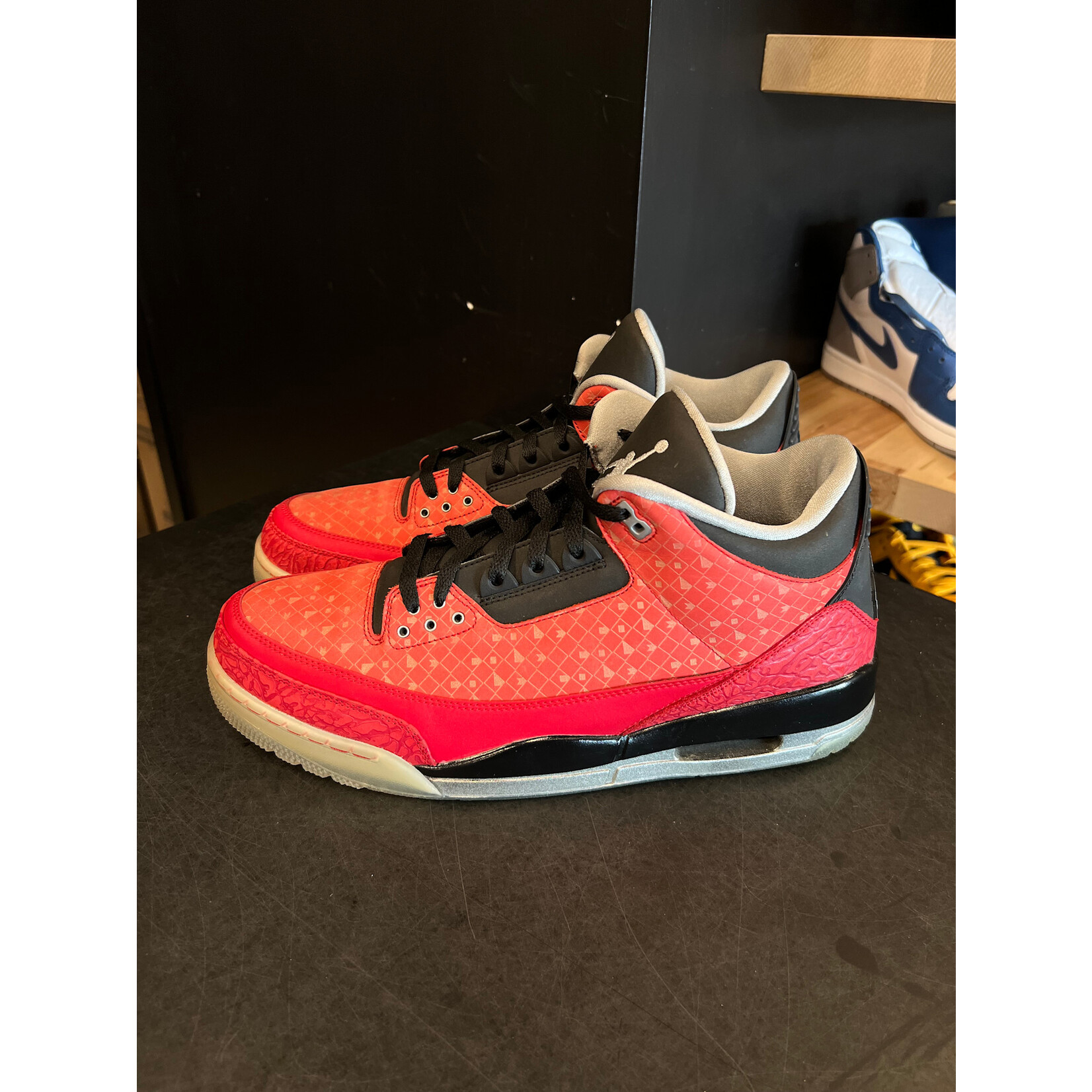 Jordan Jordan 3 Retro Doernbecher (2013) Size 14, PREOWNED