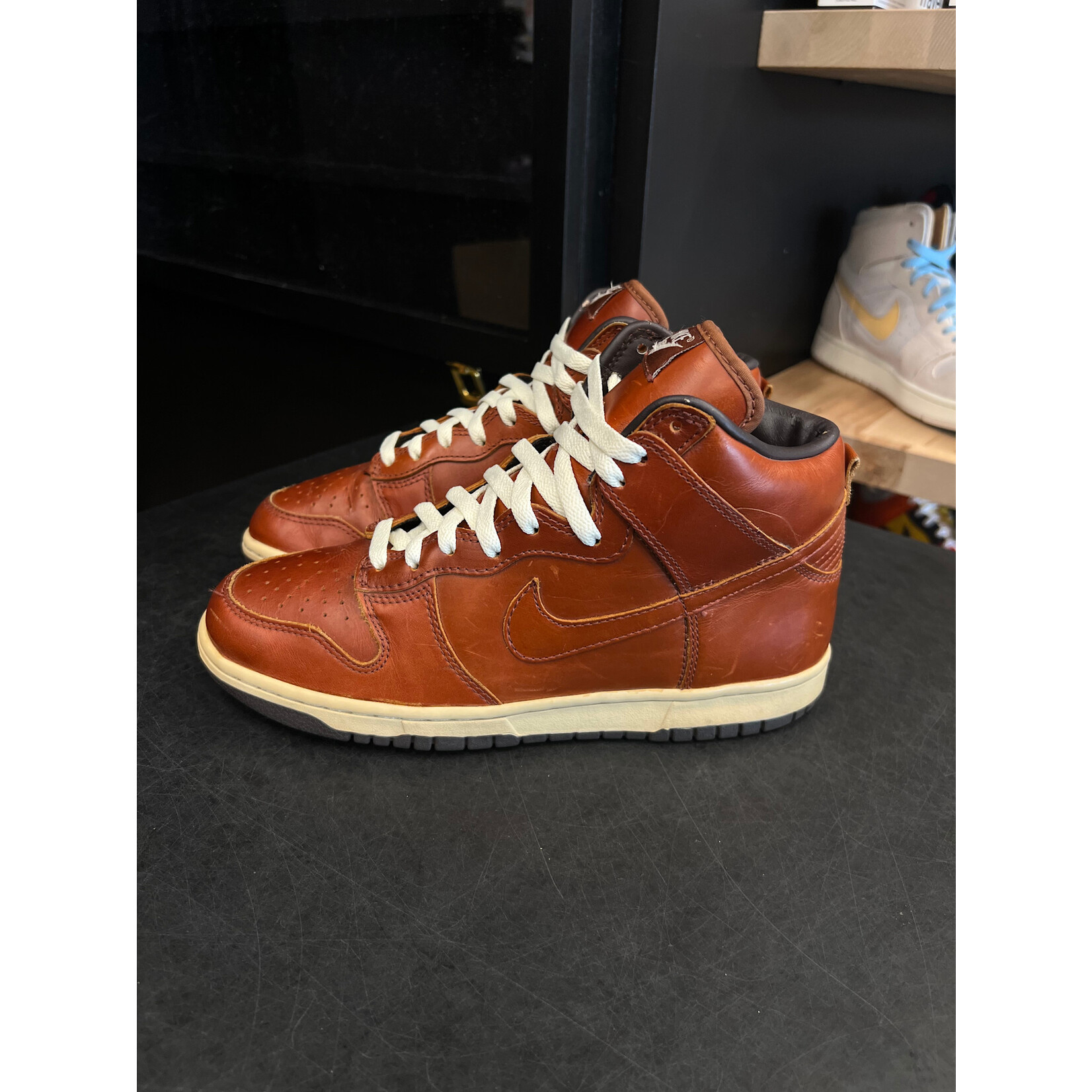 Nike Nike Dunk High Curry Size 8.5, PREOWNED