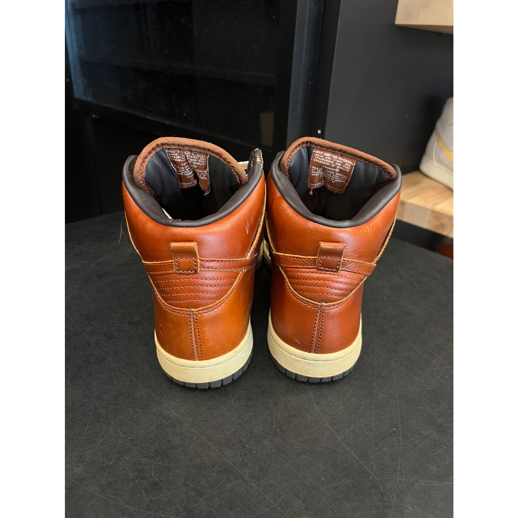 Nike Nike Dunk High Curry Size 8.5, PREOWNED