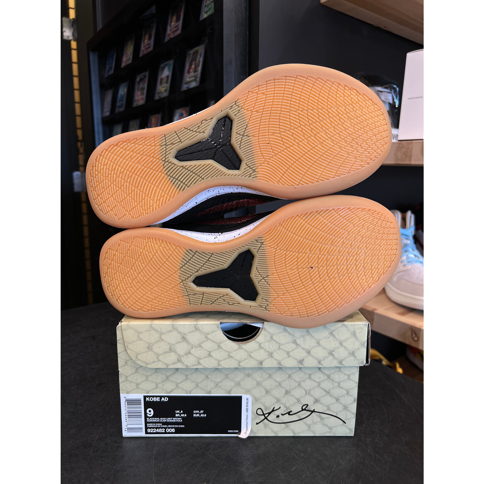 Nike Nike Kobe A.D. Mid Black Gum Size 9, PREOWNED