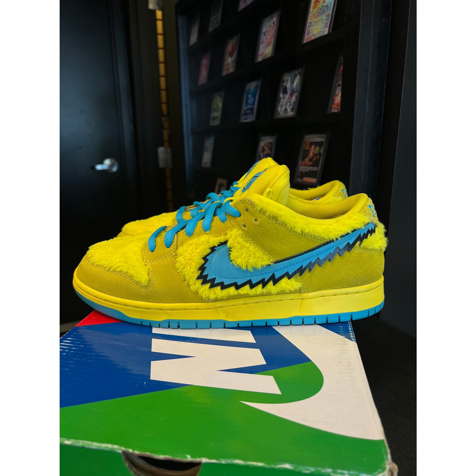 Nike Nike SB Dunk Low Grateful Dead Bears Opti Yellow Size 10, PREOWNED