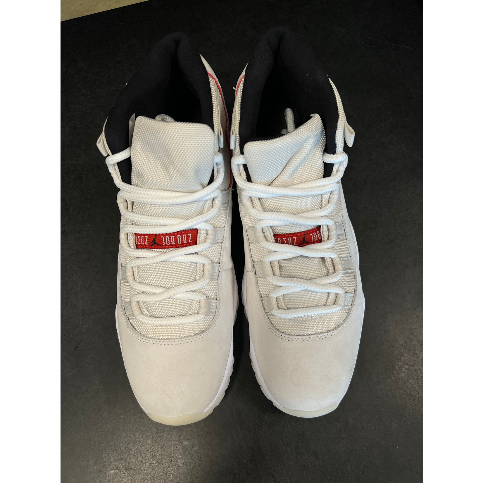 Jordan Jordan 11 Retro Platinum Tint Size 10.5, PREOWNED NO BOX WORN ONCE