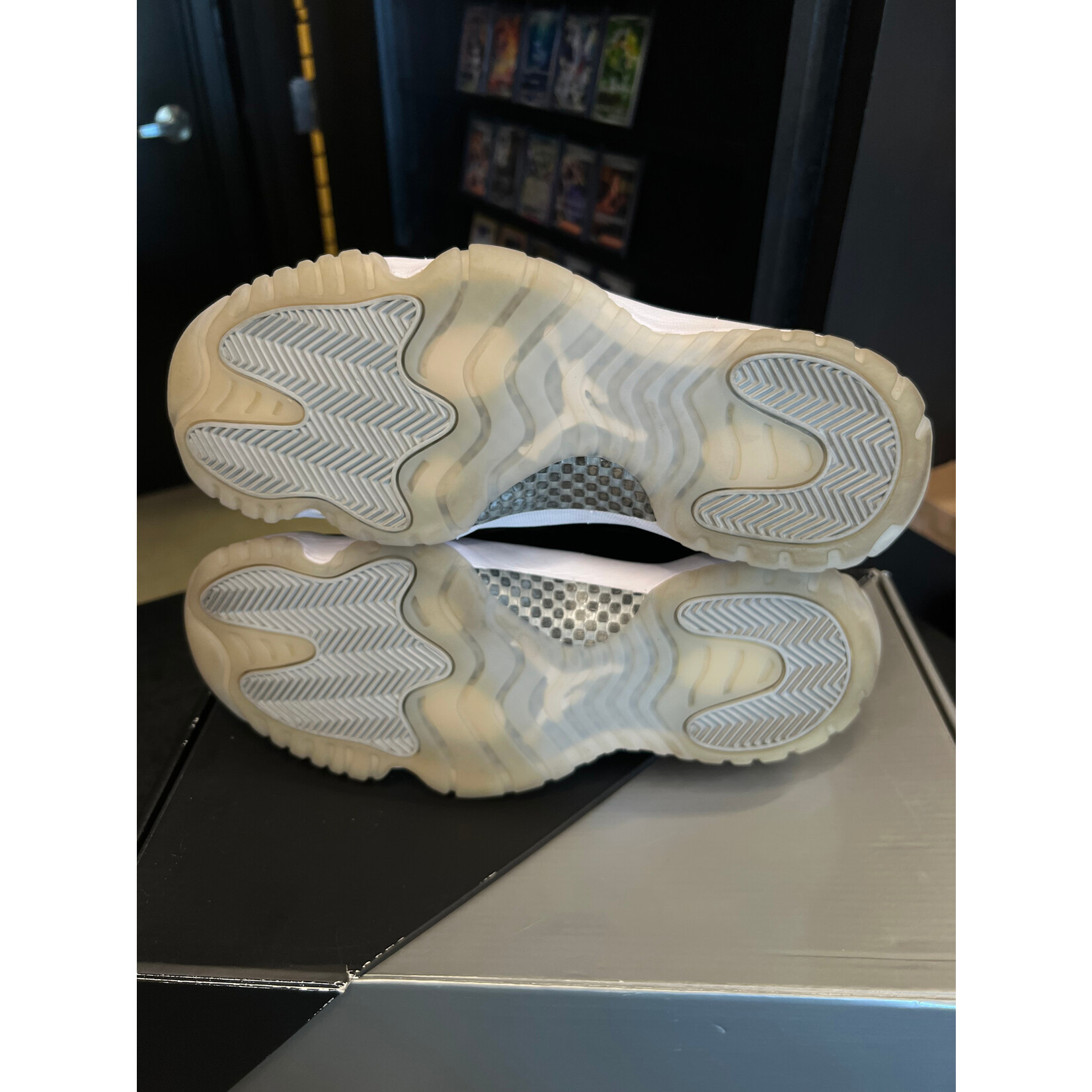 Jordan Jordan 11 Retro Jubilee 25th Anniversary Size 10, PREOWNED