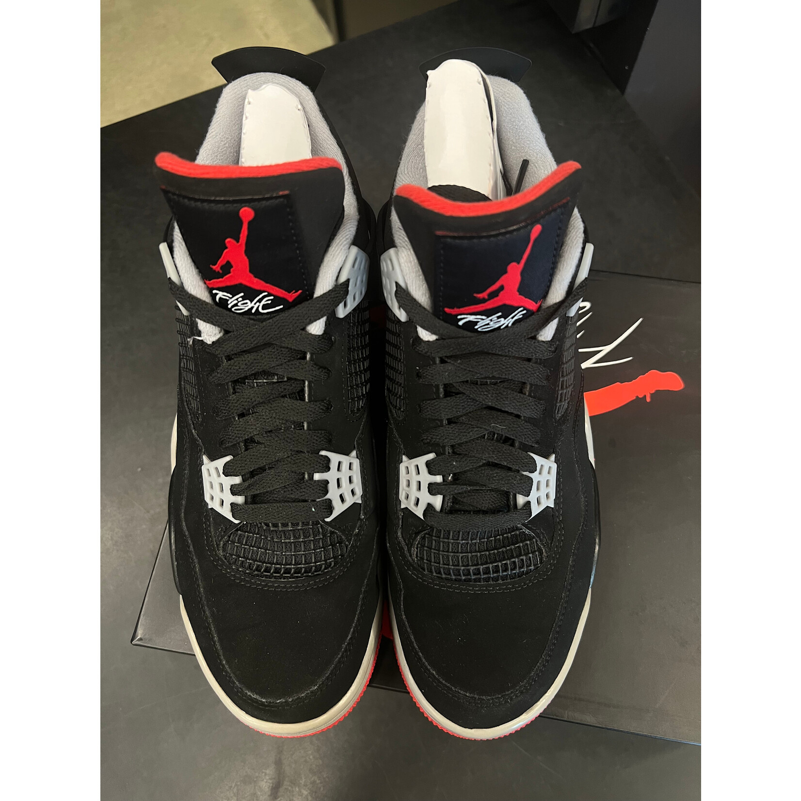 Jordan Jordan 4 Retro Bred (2019) Size 8.5, PREOWNED