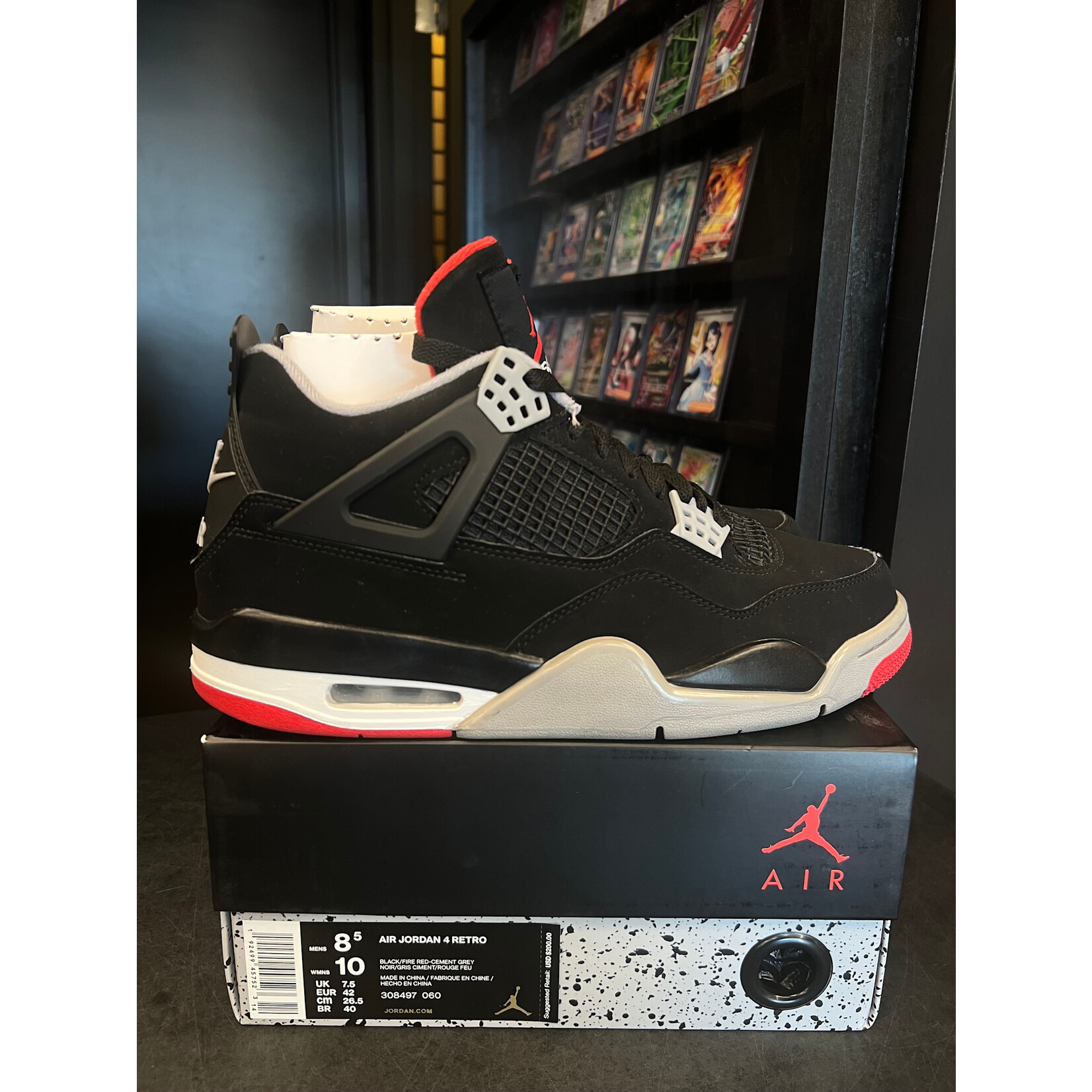 Jordan Jordan 4 Retro Bred (2019) Size 8.5, PREOWNED
