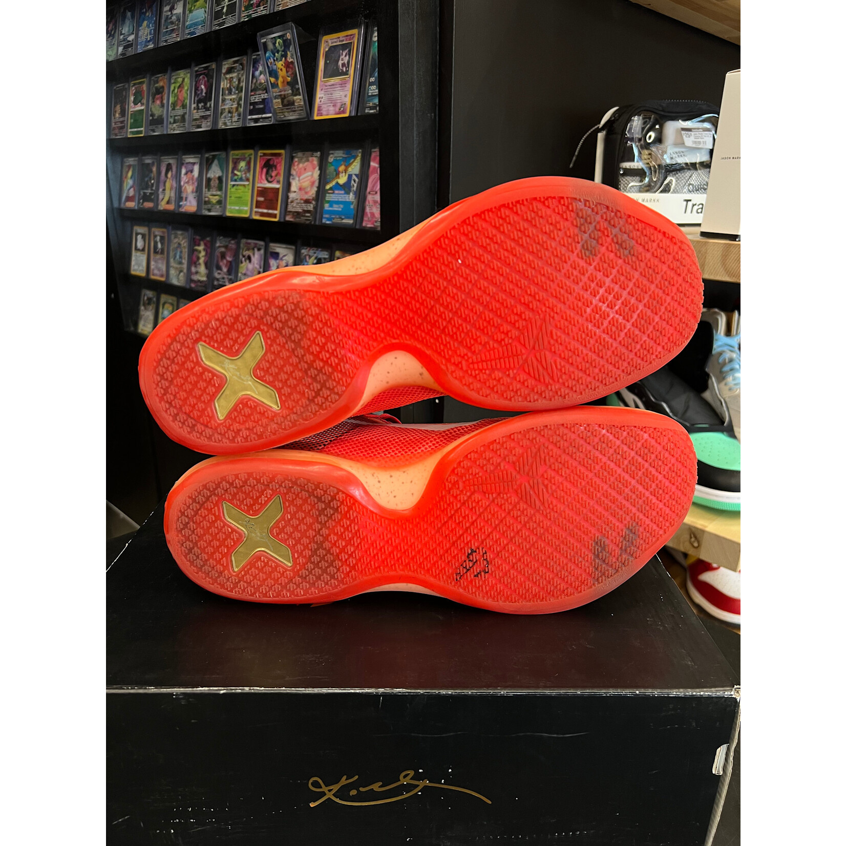 Nike Nike Kobe 10 Hot Lava Size 12, PREOWNED