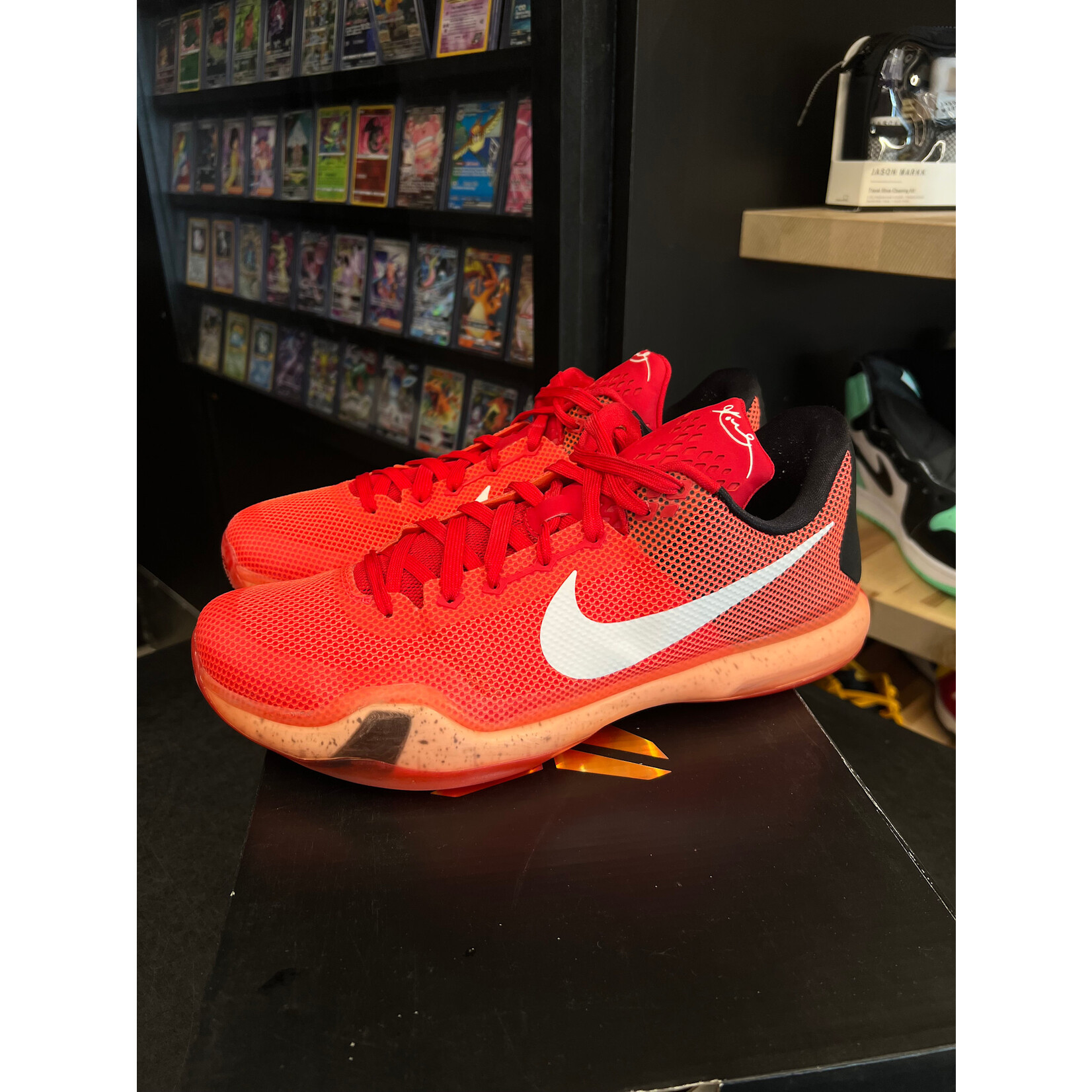 Nike Nike Kobe 10 Hot Lava Size 12, PREOWNED