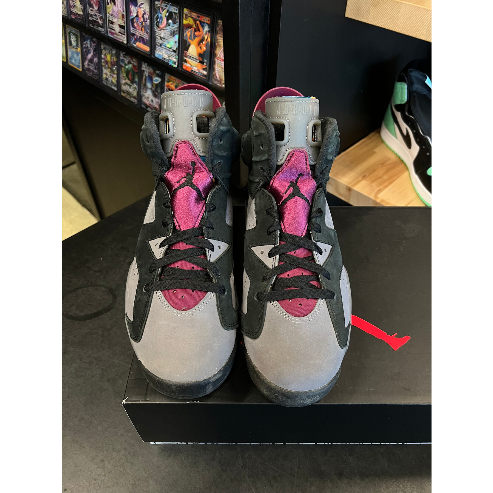 Jordan Jordan 6 Retro Bordeaux Size 9.5, PREOWNED