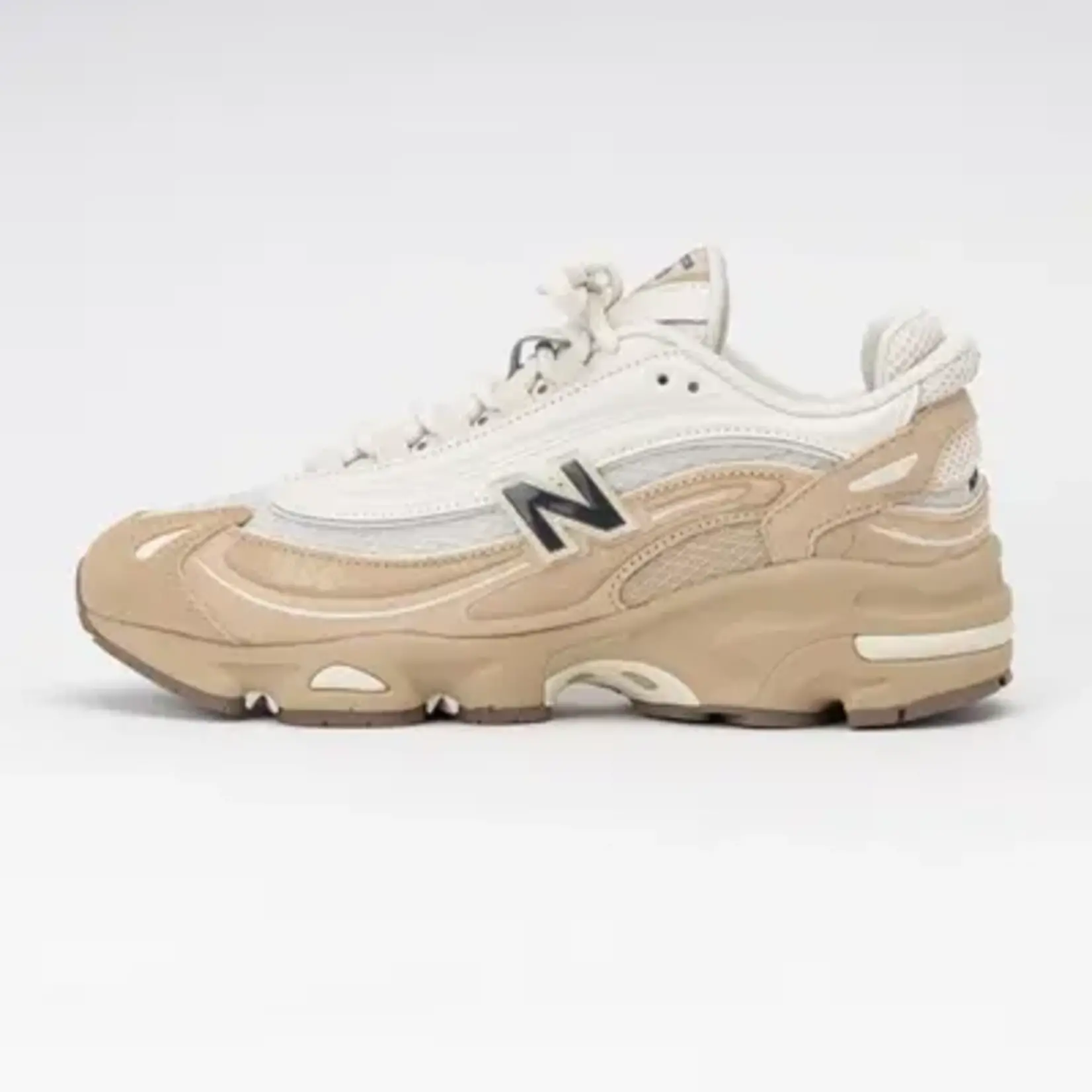 New Balance New Balance 1000 Beige Size 5.5, DS BRAND NEW