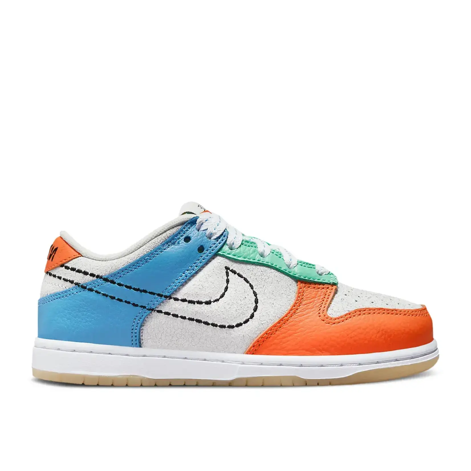 Nike Nike Dunk Low Nike 101 (PS) Size 3, DS BRAND NEW
