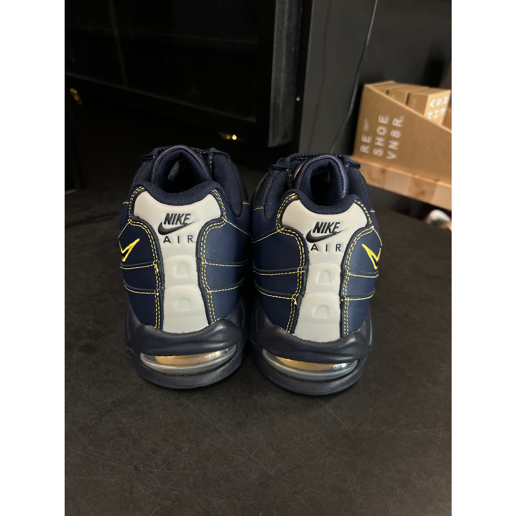 Nike Nike Air Max 95 OG Big Bubble Michigan Size 12, PREOWNED