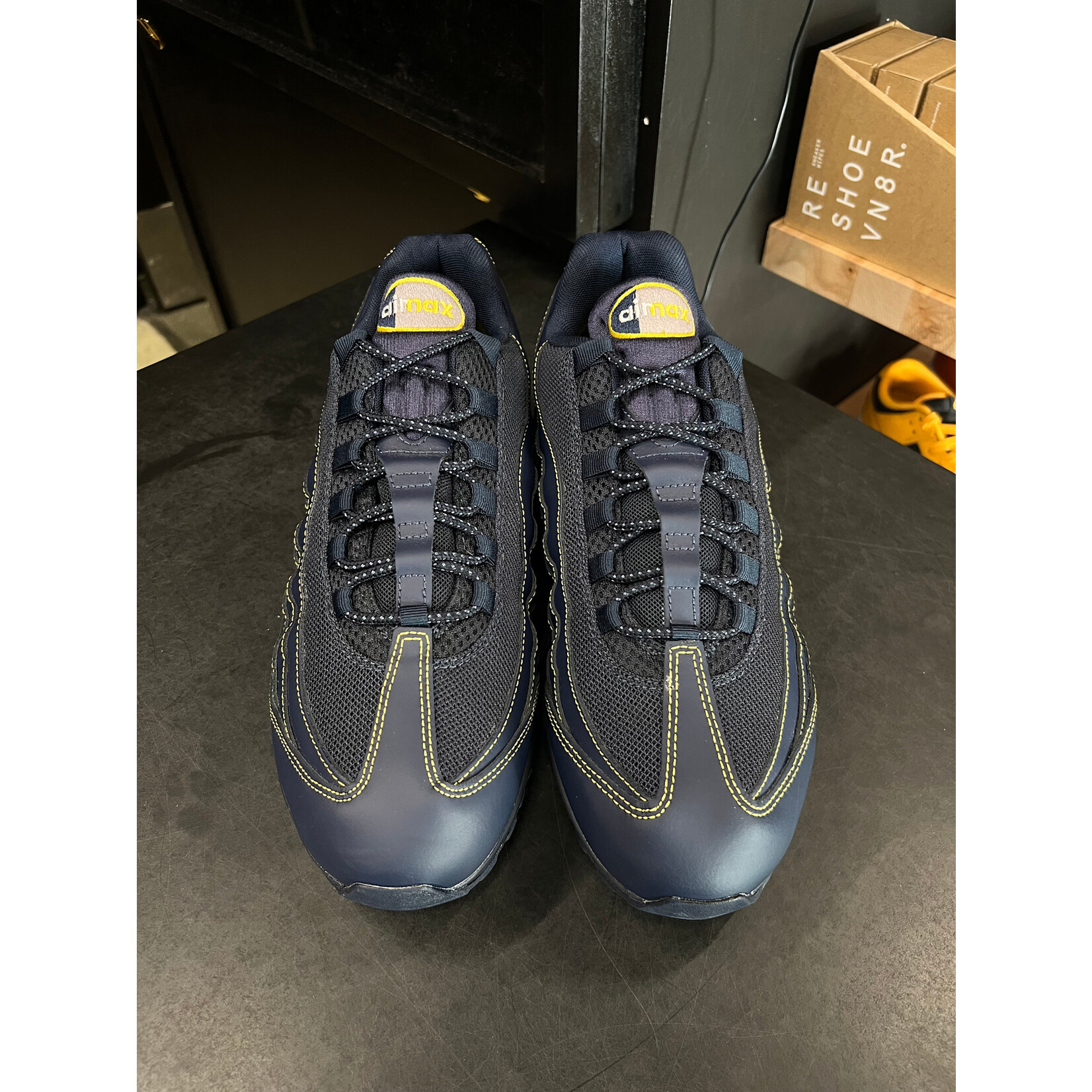 Nike Nike Air Max 95 OG Big Bubble Michigan Size 12, PREOWNED