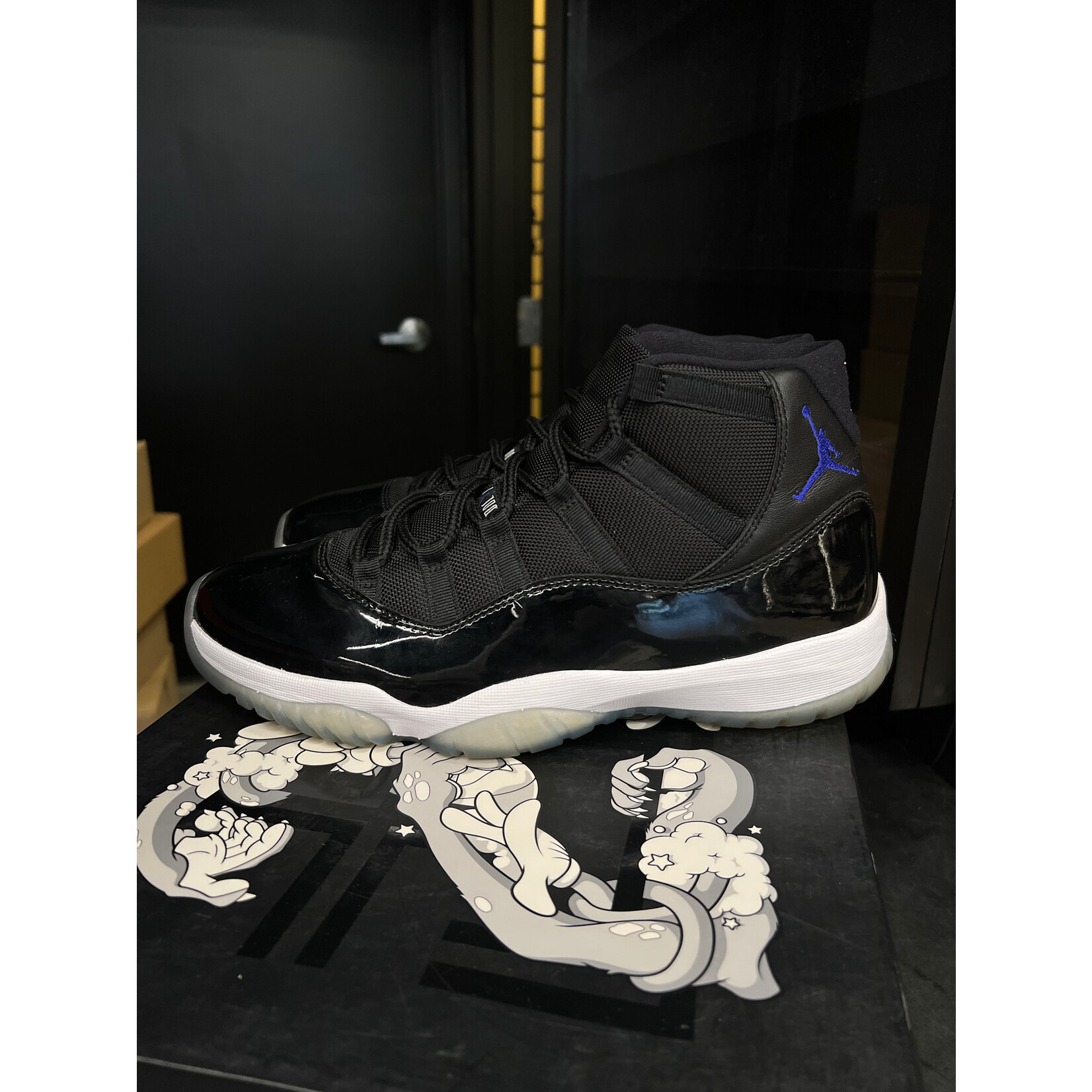 Jordan Jordan 11 Retro Space Jam (2016) Size 11, PREOWNED
