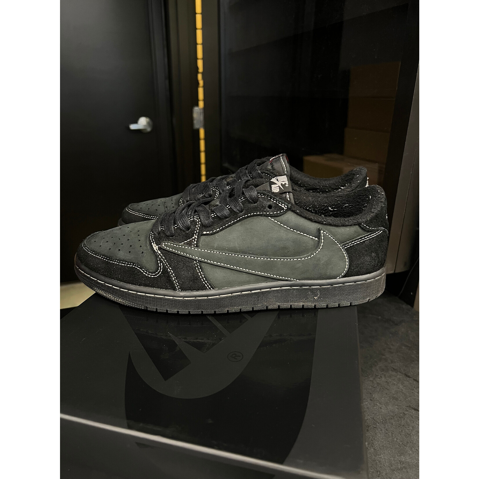 Jordan Jordan 1 Retro Low OG SP Travis Scott Black Phantom Size 11, PREOWNED