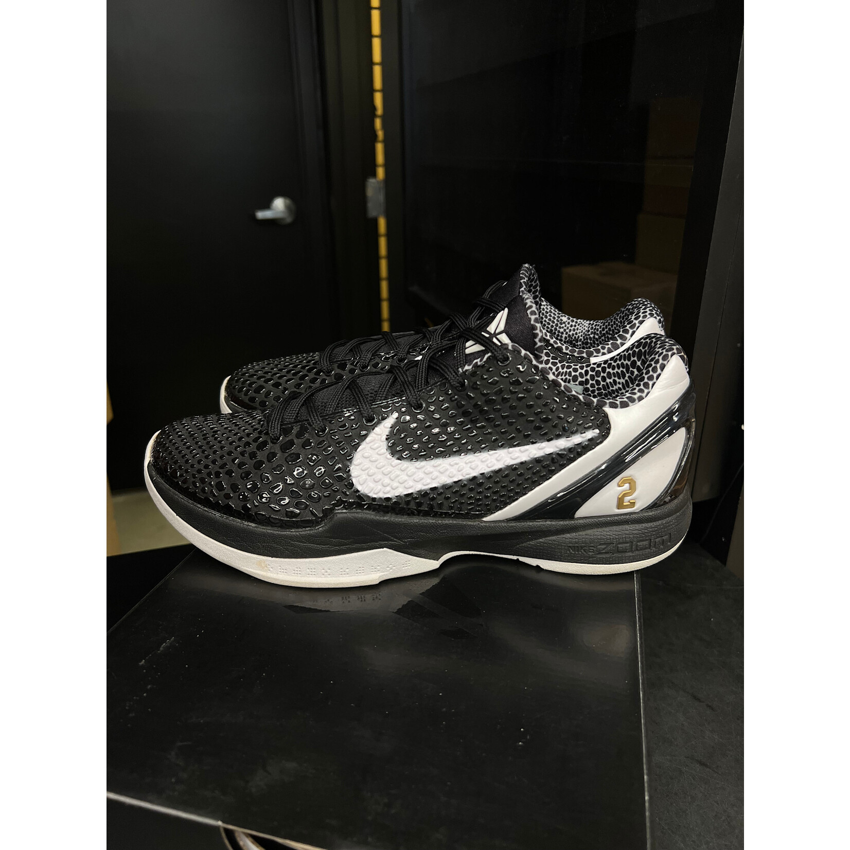 Nike Nike Kobe 6 Protro Mambacita Sweet 16 Size 11, PREOWNED