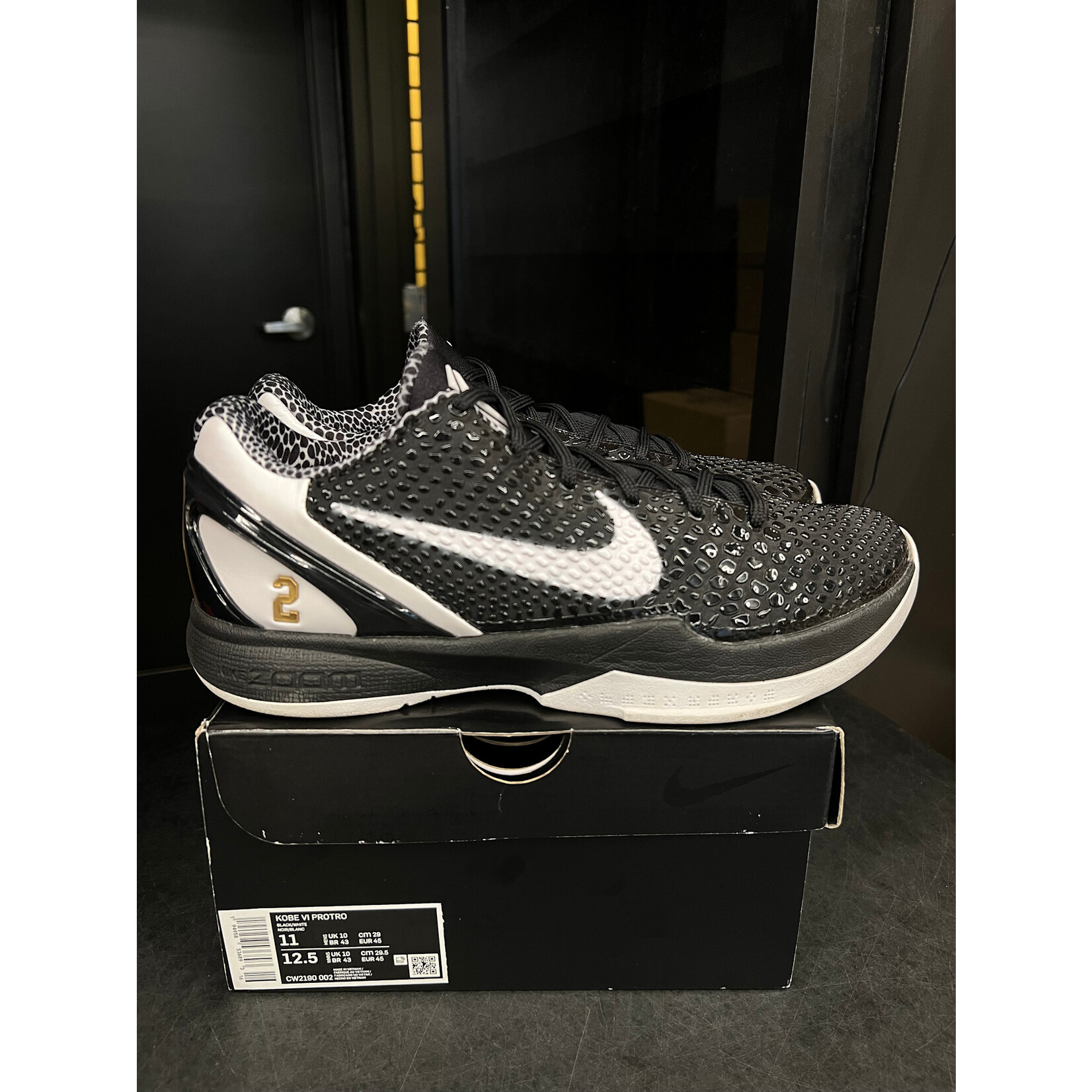 Nike Nike Kobe 6 Protro Mambacita Sweet 16 Size 11, PREOWNED