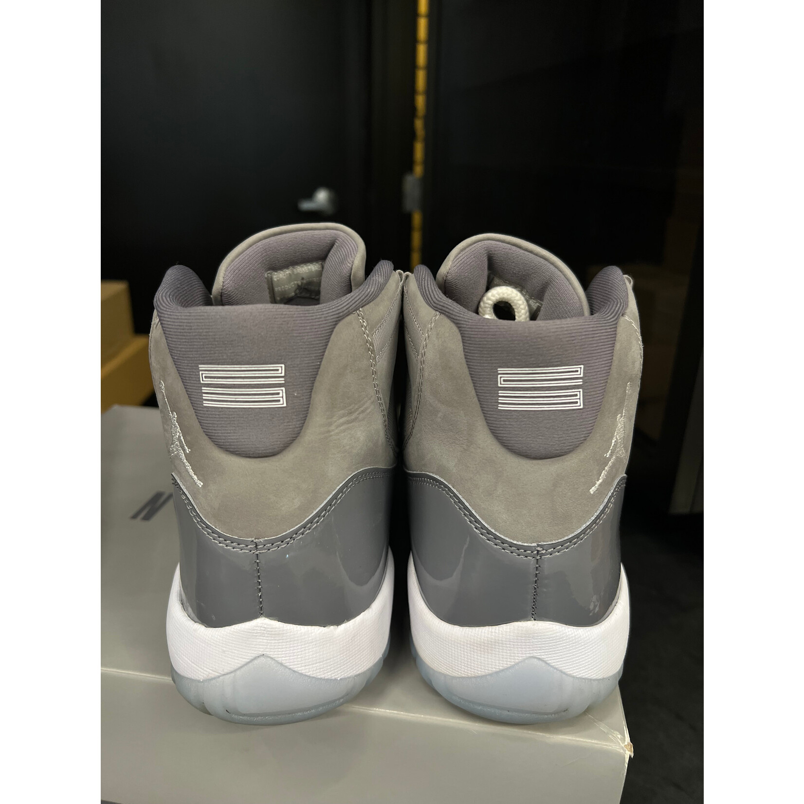 Jordan Jordan 11 Retro Cool Grey (2021) Size 11, PREOWNED